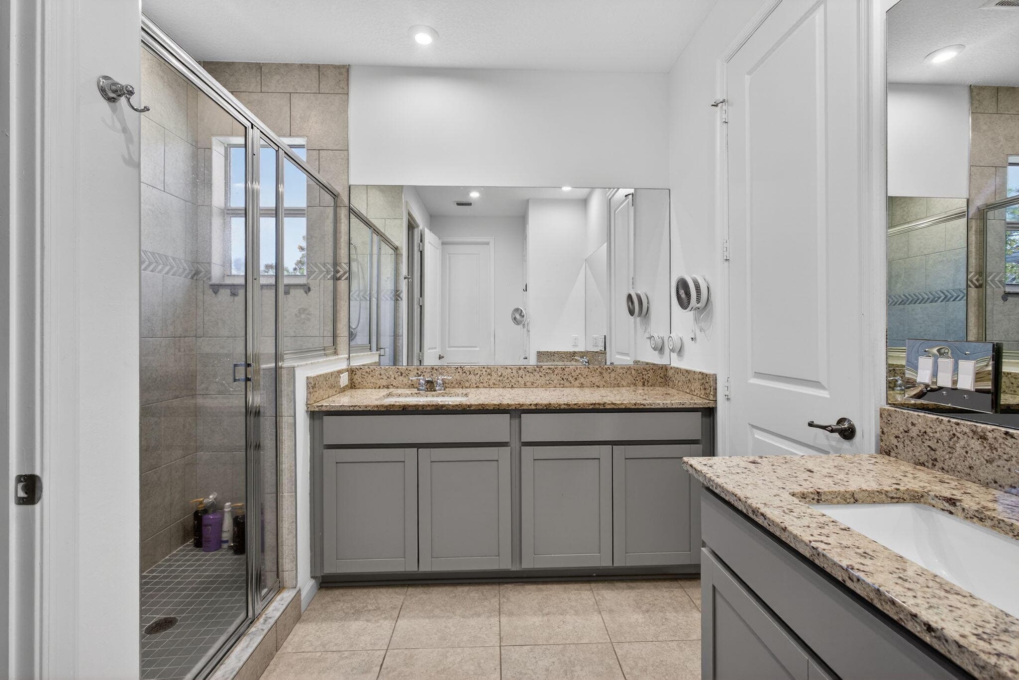 6607 Pointe Of Woods Drive, West Palm Beach, FL 33415 — photo 13 of 38