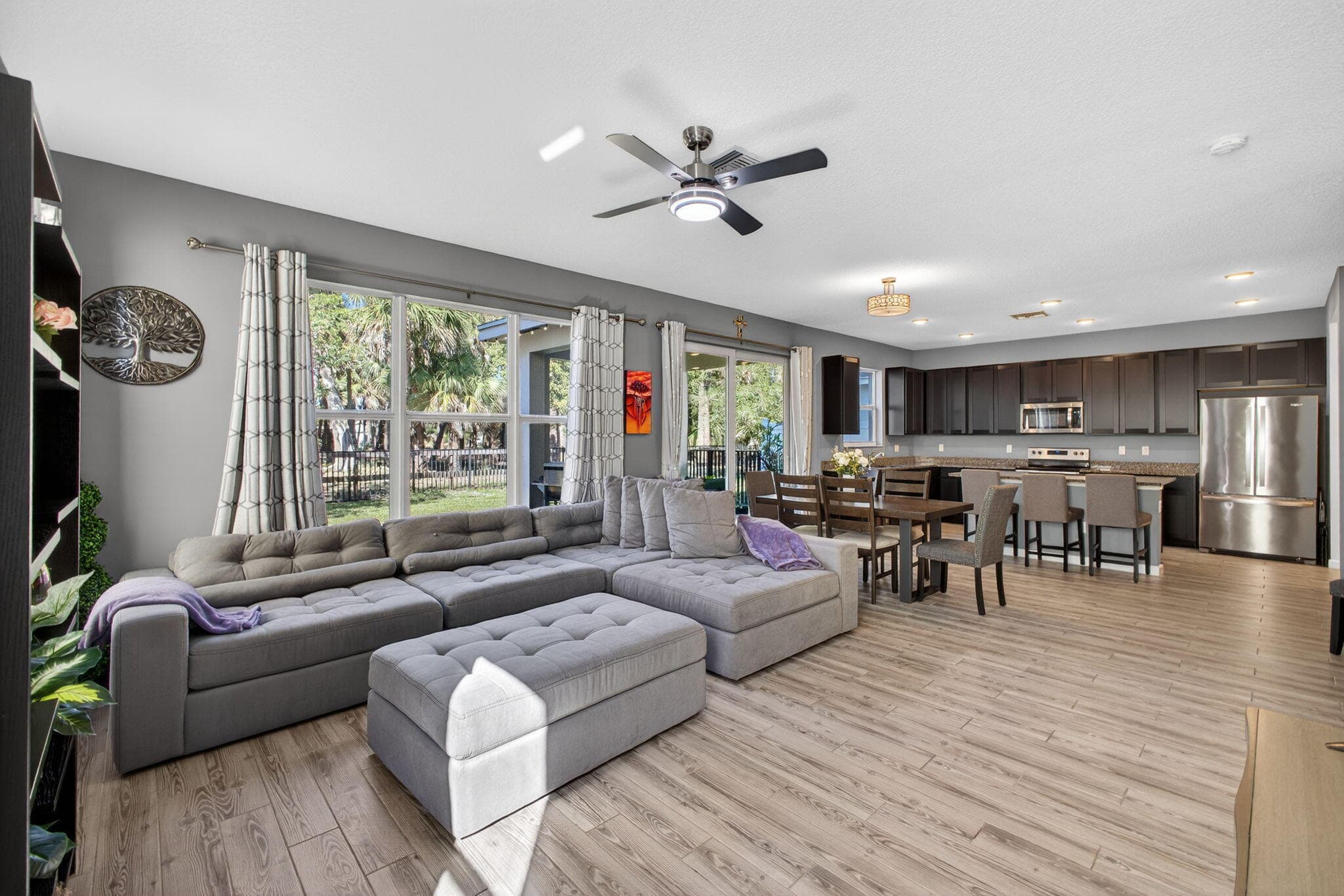 6607 Pointe Of Woods Drive, West Palm Beach, FL 33415 — photo 4 of 38