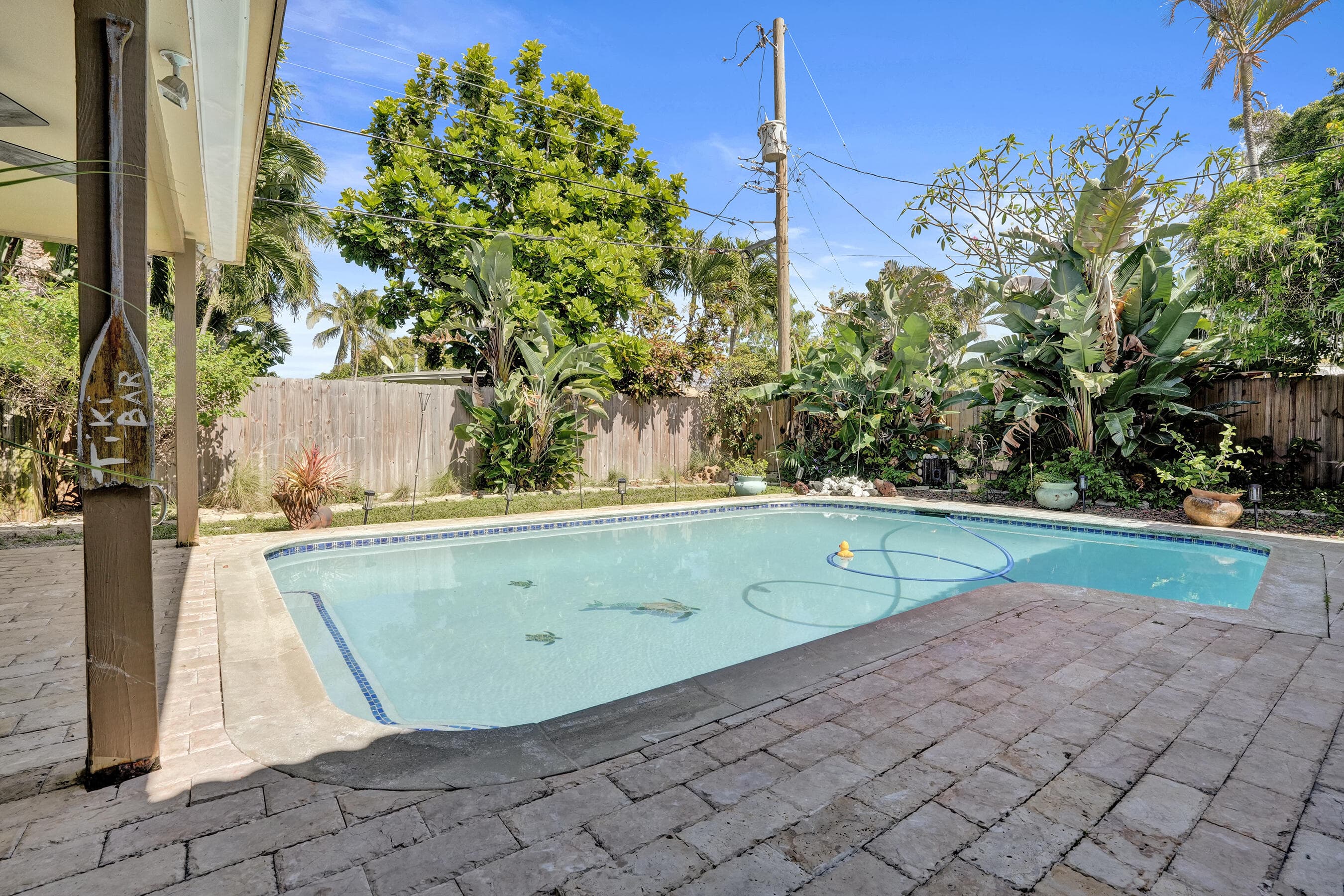 1240 SW 4th Avenue, Pompano Beach, FL 33060 — photo 2 of 48