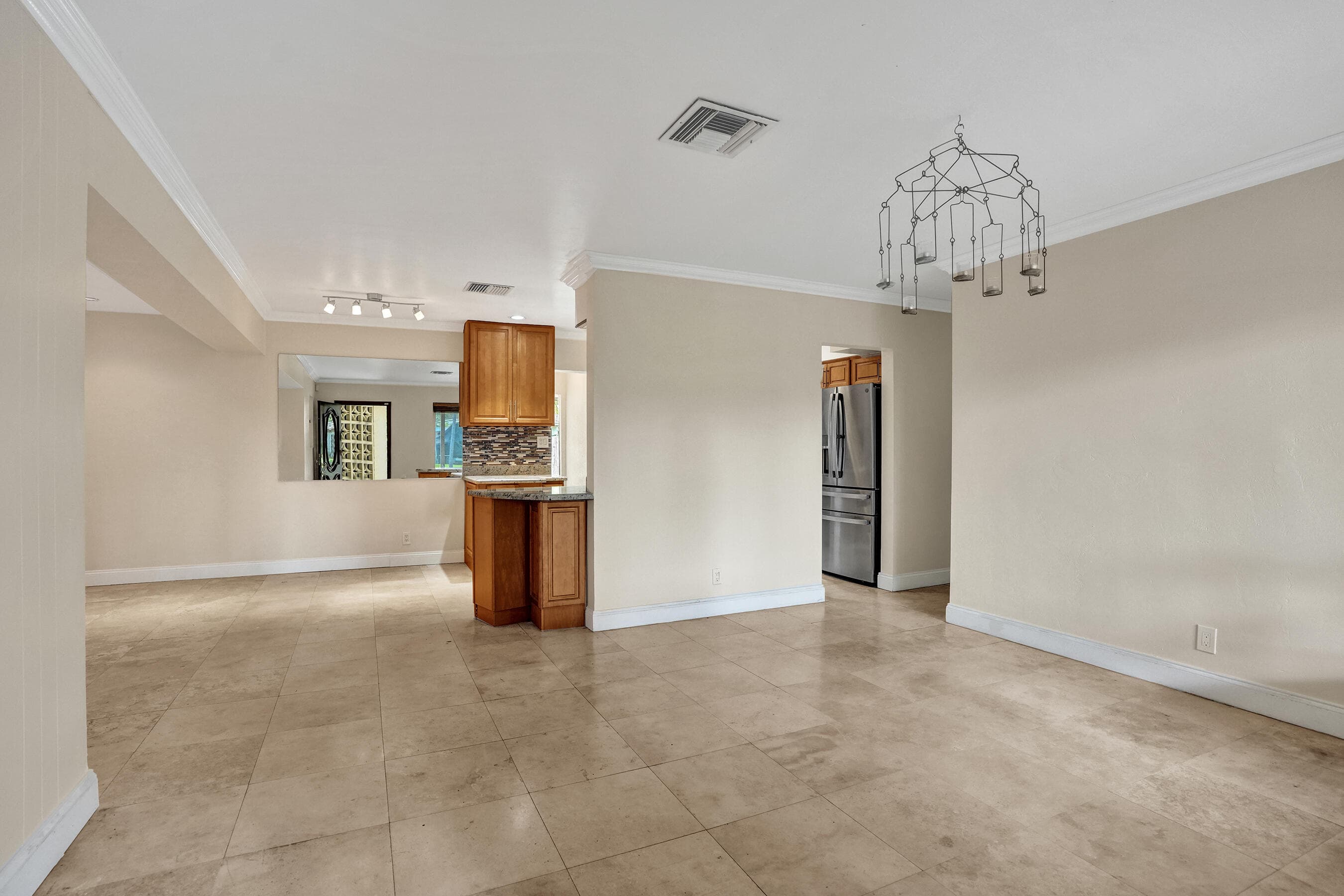 1240 SW 4th Avenue, Pompano Beach, FL 33060 — photo 24 of 48