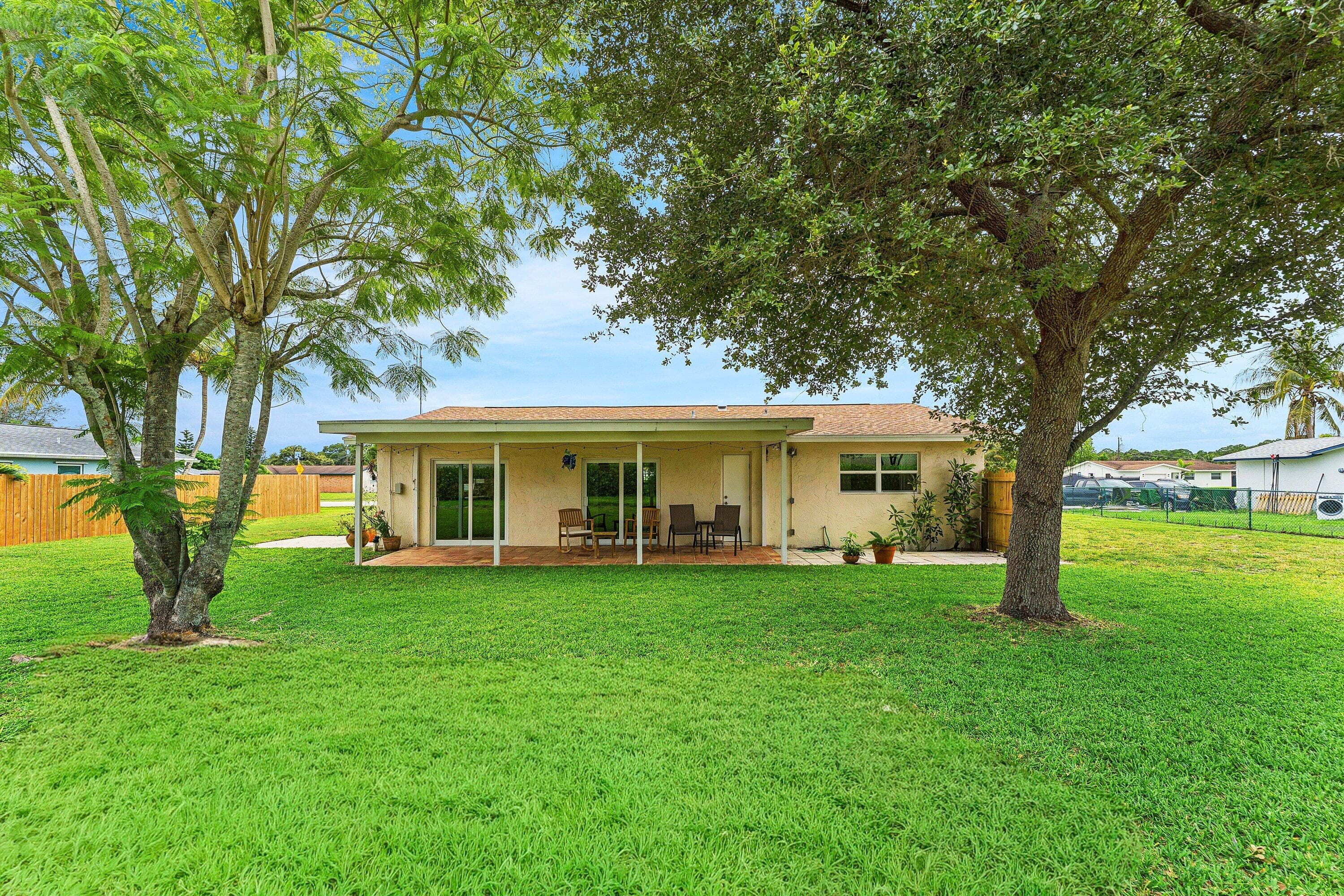 3150 Pinehurst Drive, Lake Worth, FL 33467 — photo 26 of 38