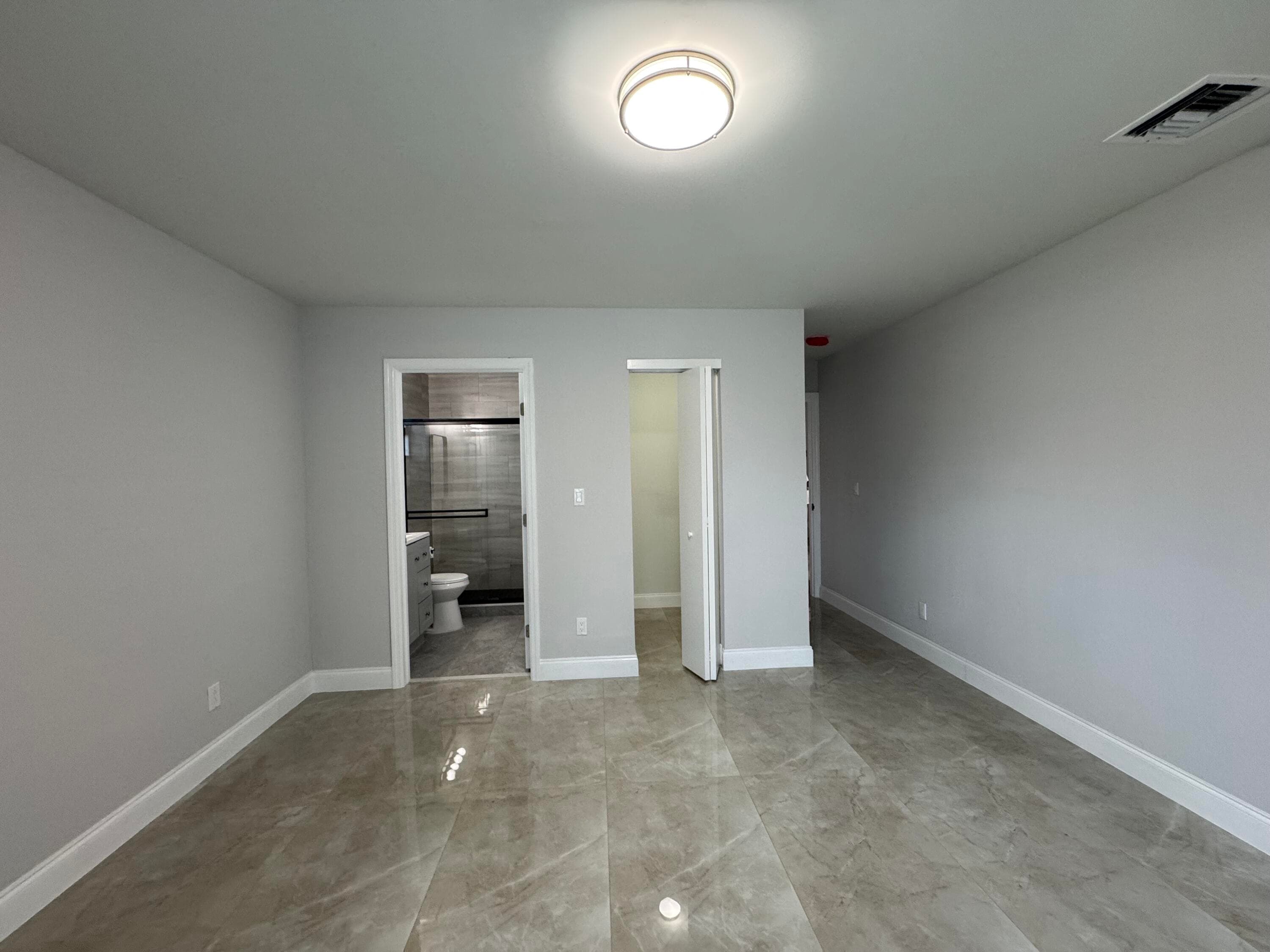 400 NE 30th Street 2, Pompano Beach, FL 33064 — photo 12 of 22