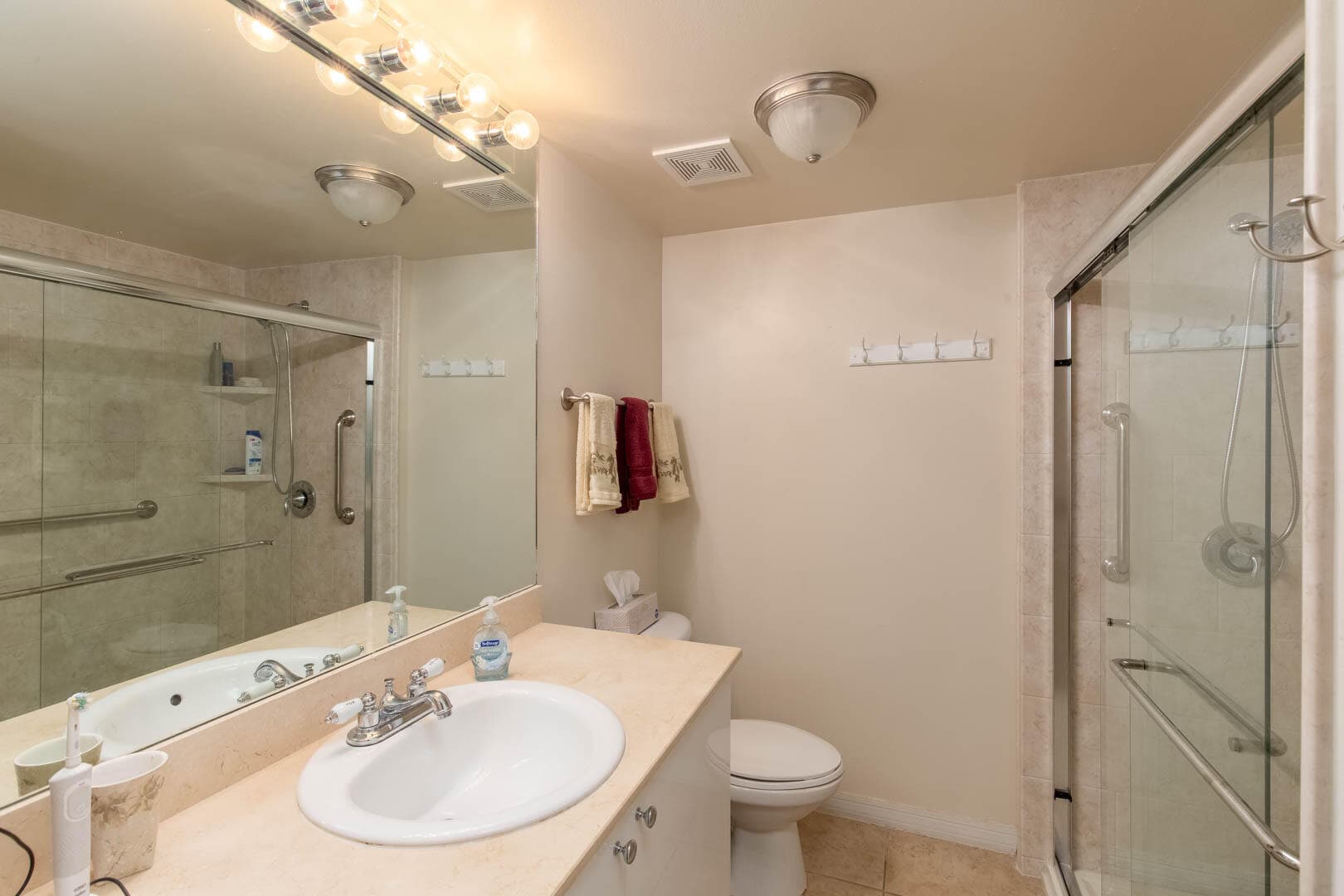 600 S Dixie Hwy 520 Highway 520, West Palm Beach, FL 33401 — photo 12 of 16