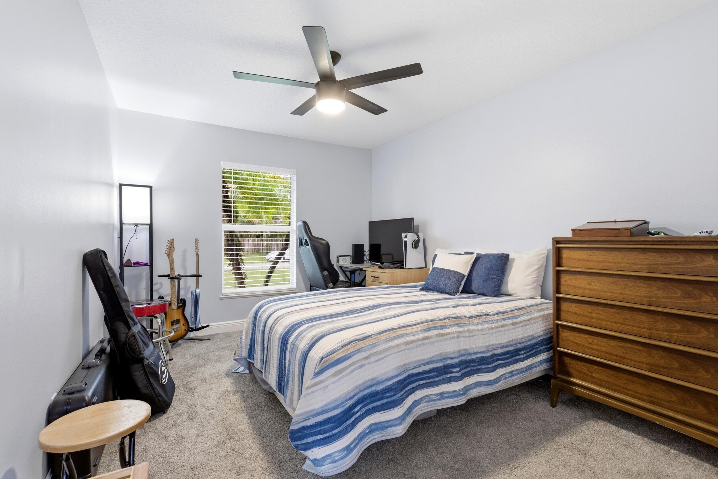 105 SW Glenwood Drive, Port St. Lucie, FL 34984 — photo 16 of 32