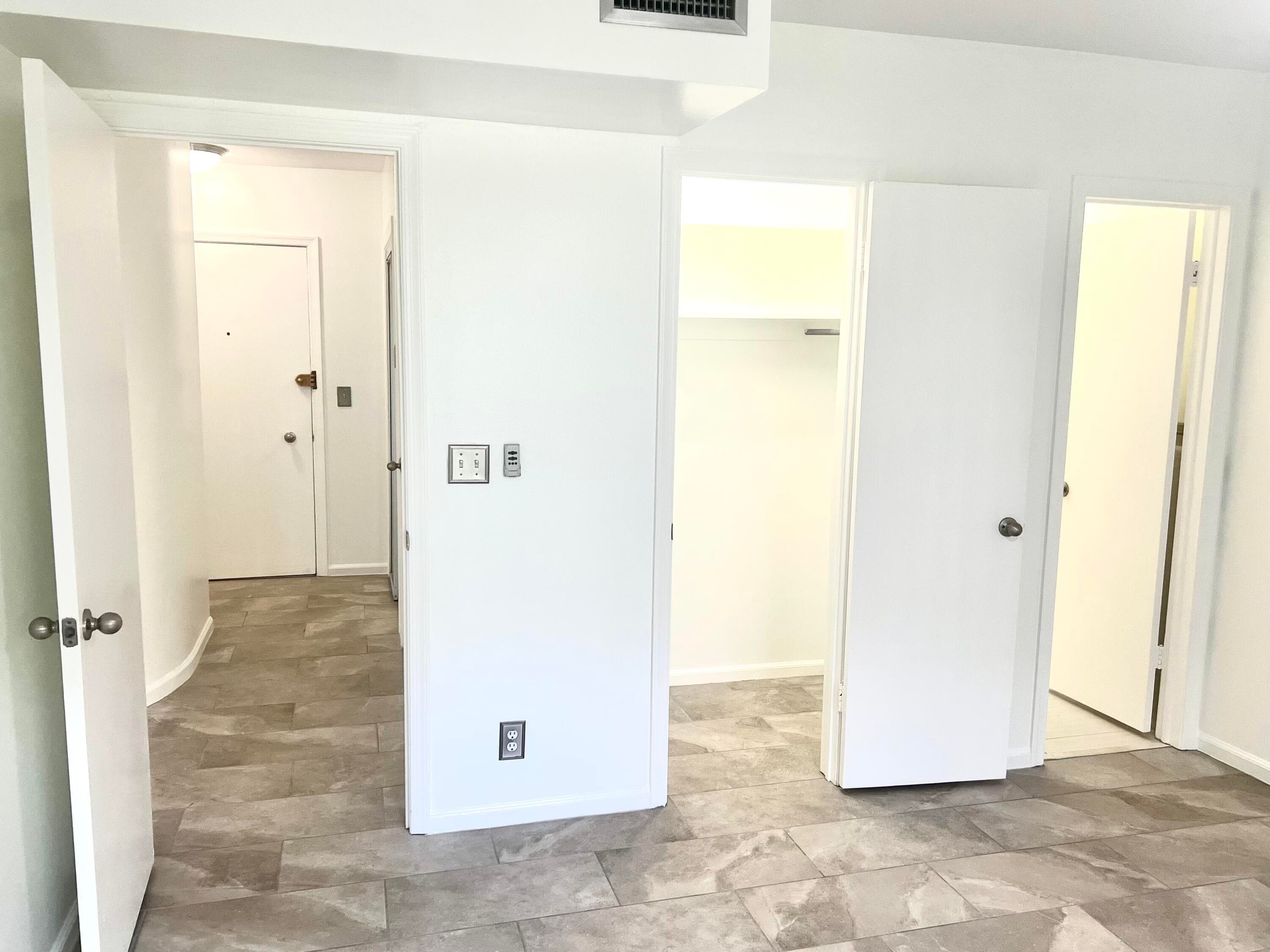 2201 NE 66th Street 1306, Fort Lauderdale, FL 33308 — photo 9 of 34
