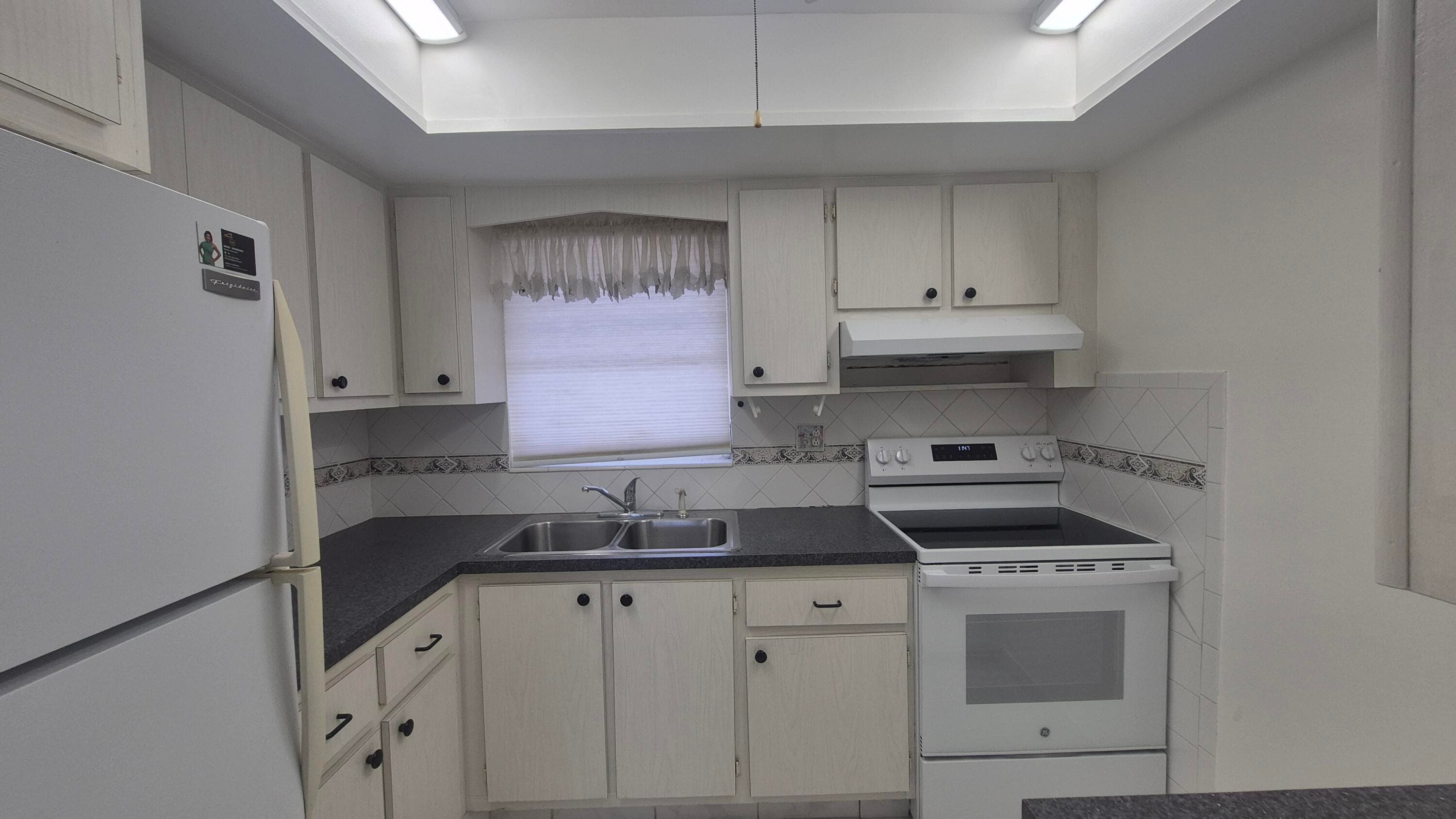 2805 Crosley Drive E Apt E, West Palm Beach, FL 33415 — photo 16 of 23
