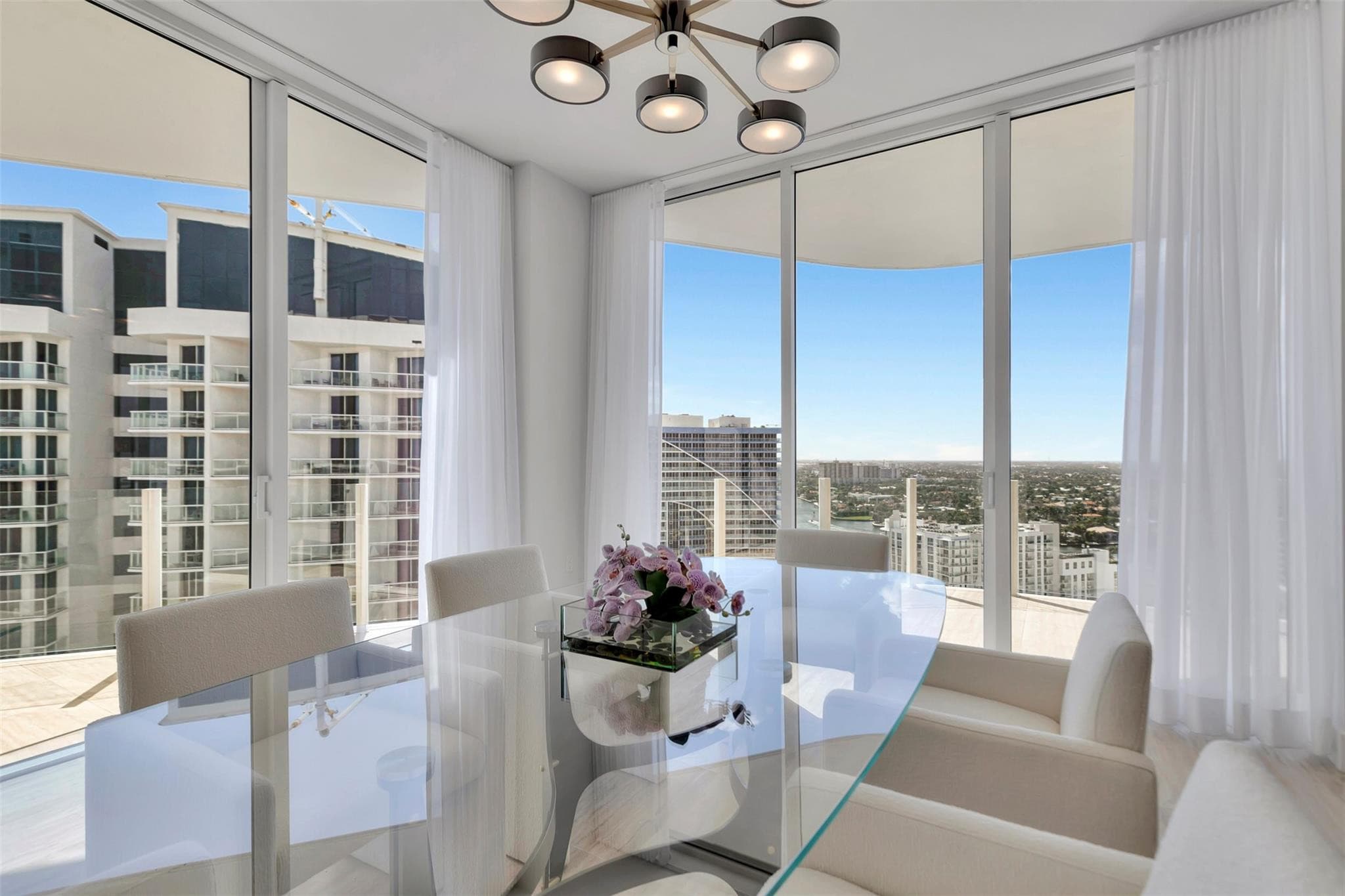 525 N Fort Lauderdale Beach Boulevard 1903, Fort Lauderdale, FL 33304 — photo 18 of 57