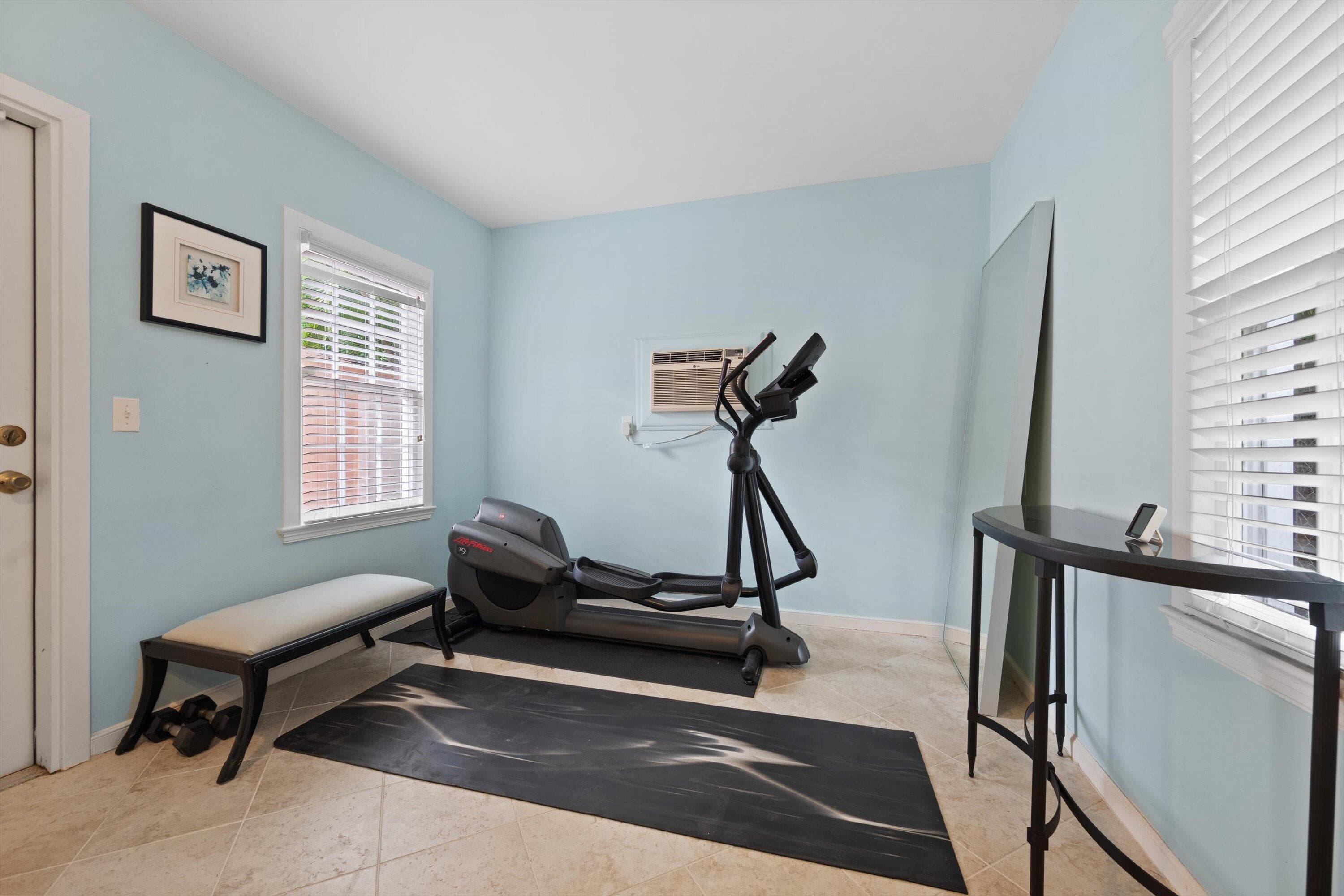 258 Pendleton Avenue, Palm Beach, FL 33480 — photo 24 of 39