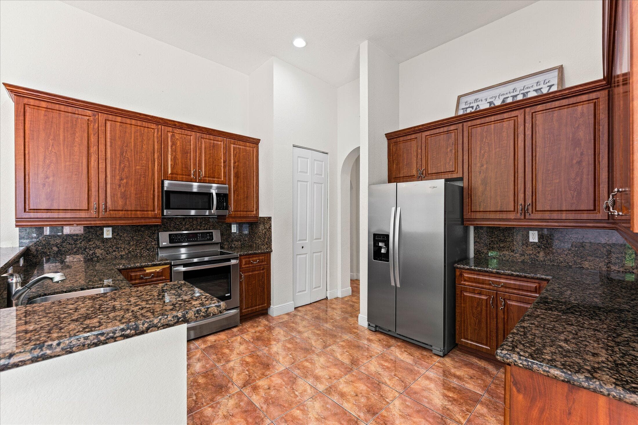 7140 Pinecreek Way, Coconut Creek, FL 33073 — photo 12 of 47