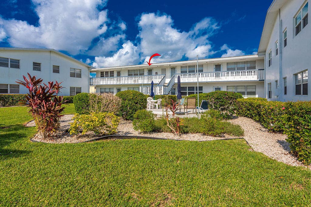 393 Windsor, West Palm Beach, FL 33417 — photo 20 of 25