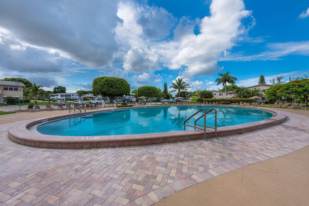393 Windsor, West Palm Beach, FL 33417 — photo 25 of 25