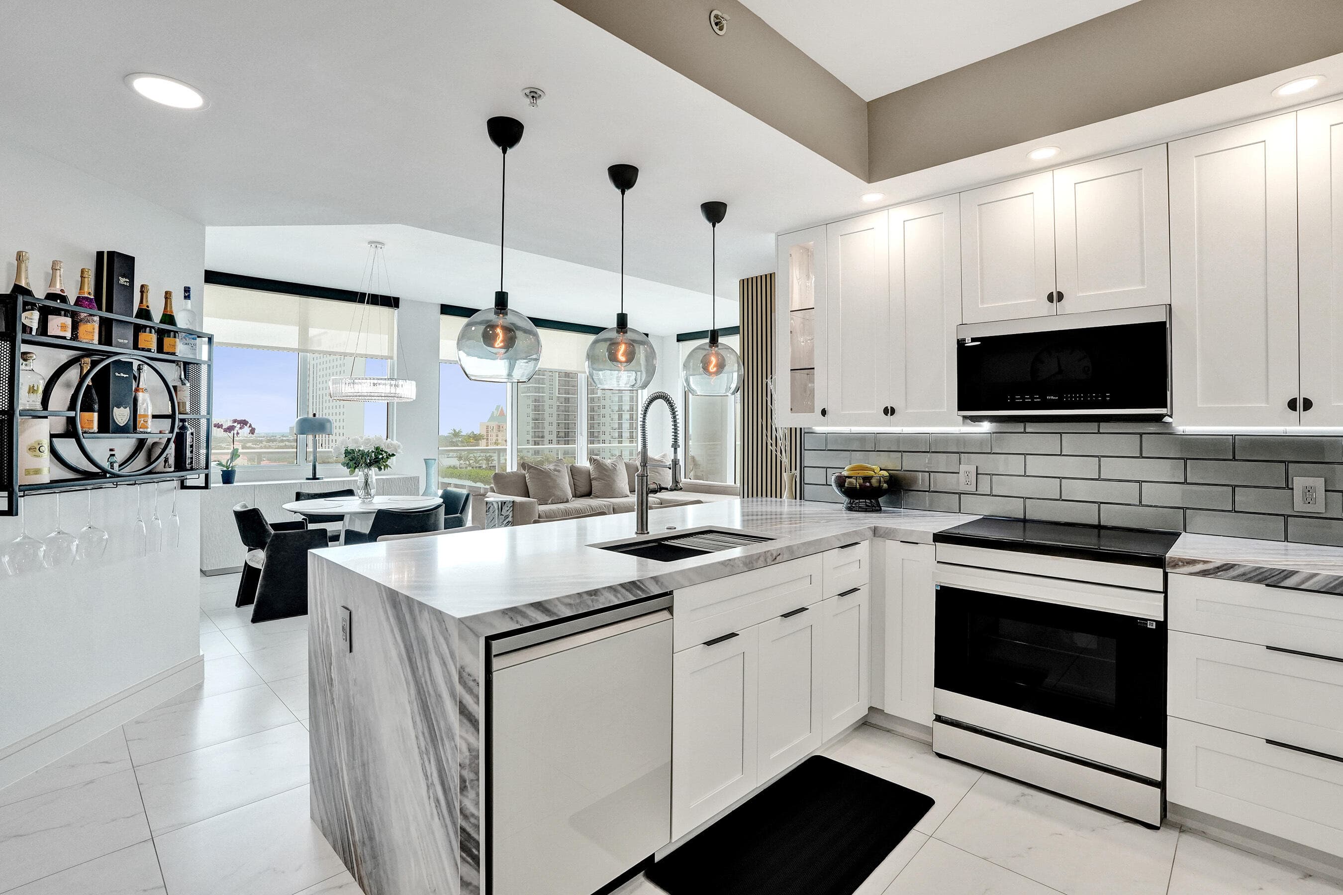 315 NE 3rd Avenue 1206, Fort Lauderdale, FL 33301 — photo 13 of 63