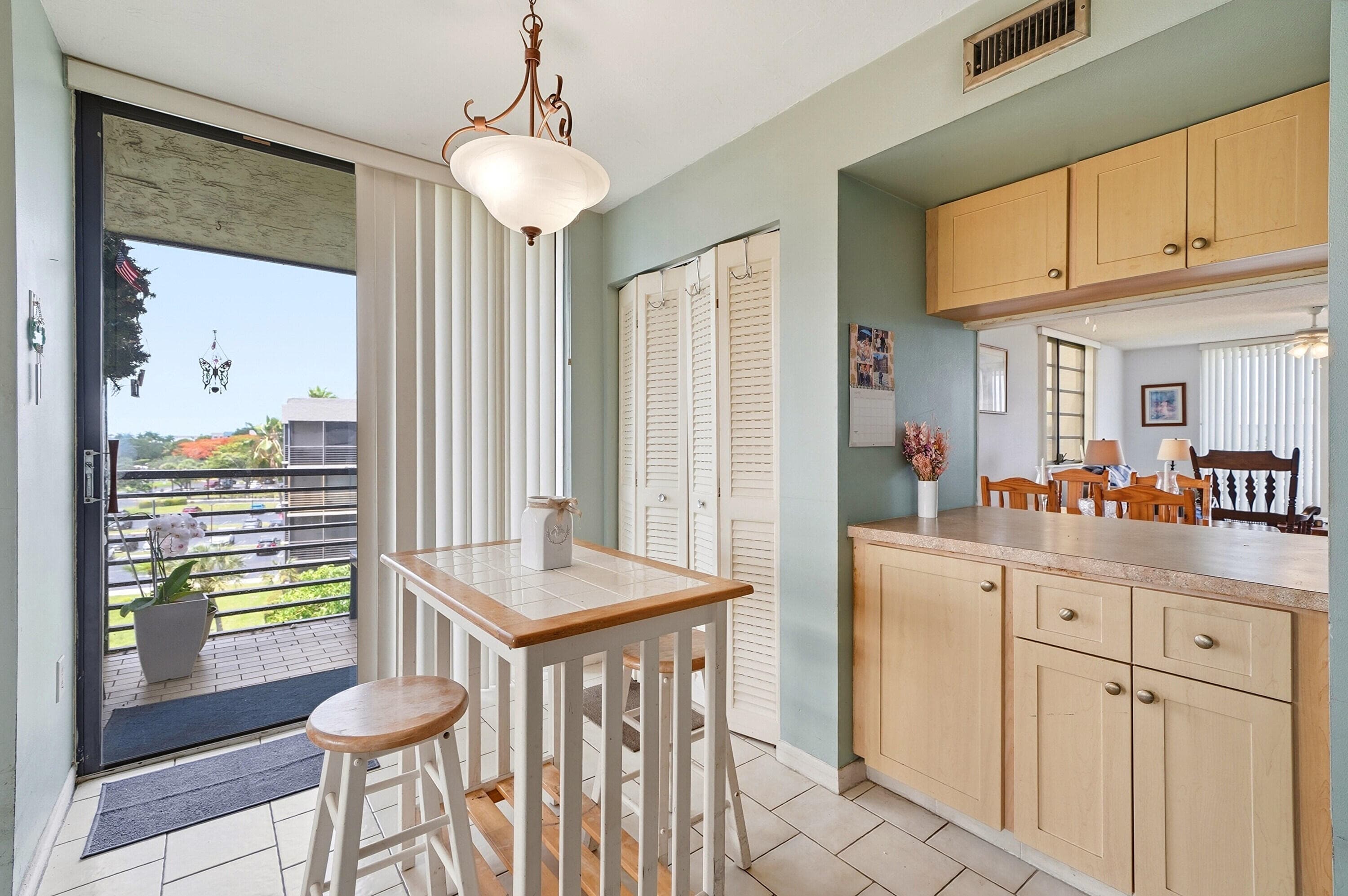 901 Colony Point Circle 523, Pembroke Pines, FL 33026 — photo 5 of 45