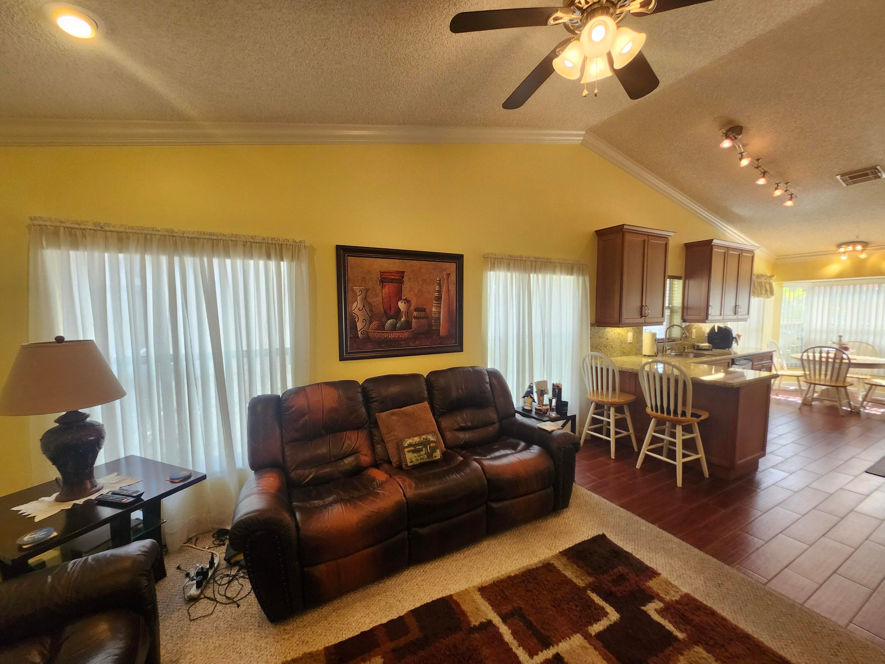 120 NW 189th Avenue NW, Pembroke Pines, FL 33029 — photo 18 of 52