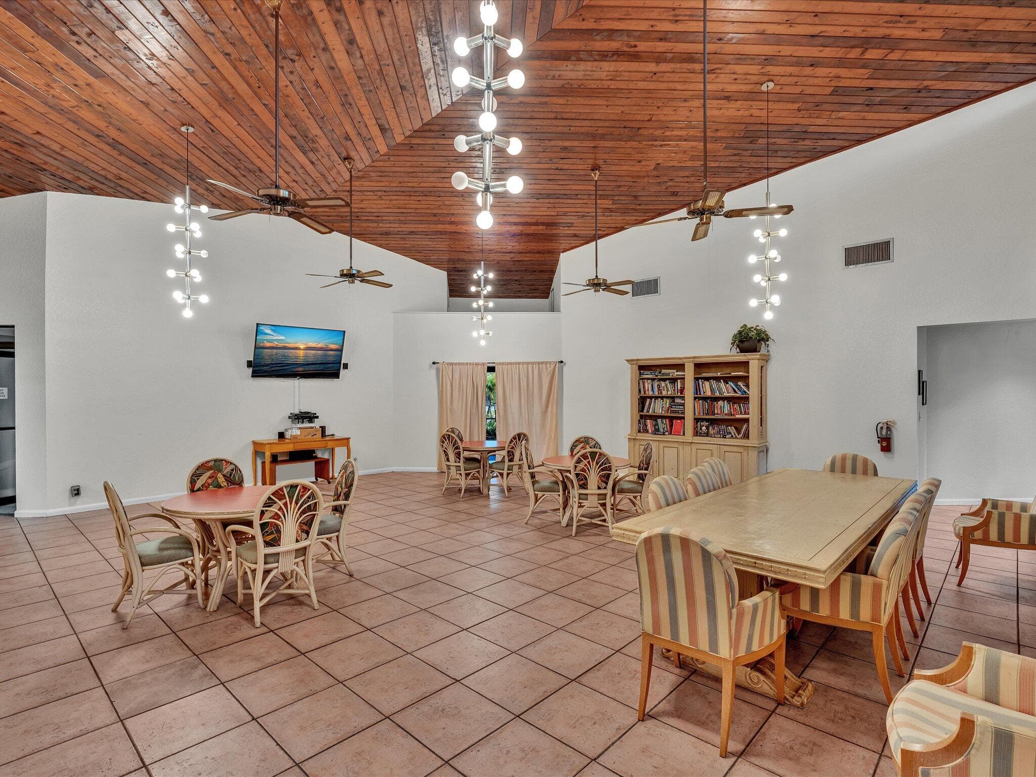 2455 Lindell Boulevard 3401, Delray Beach, FL 33444 — photo 36 of 43