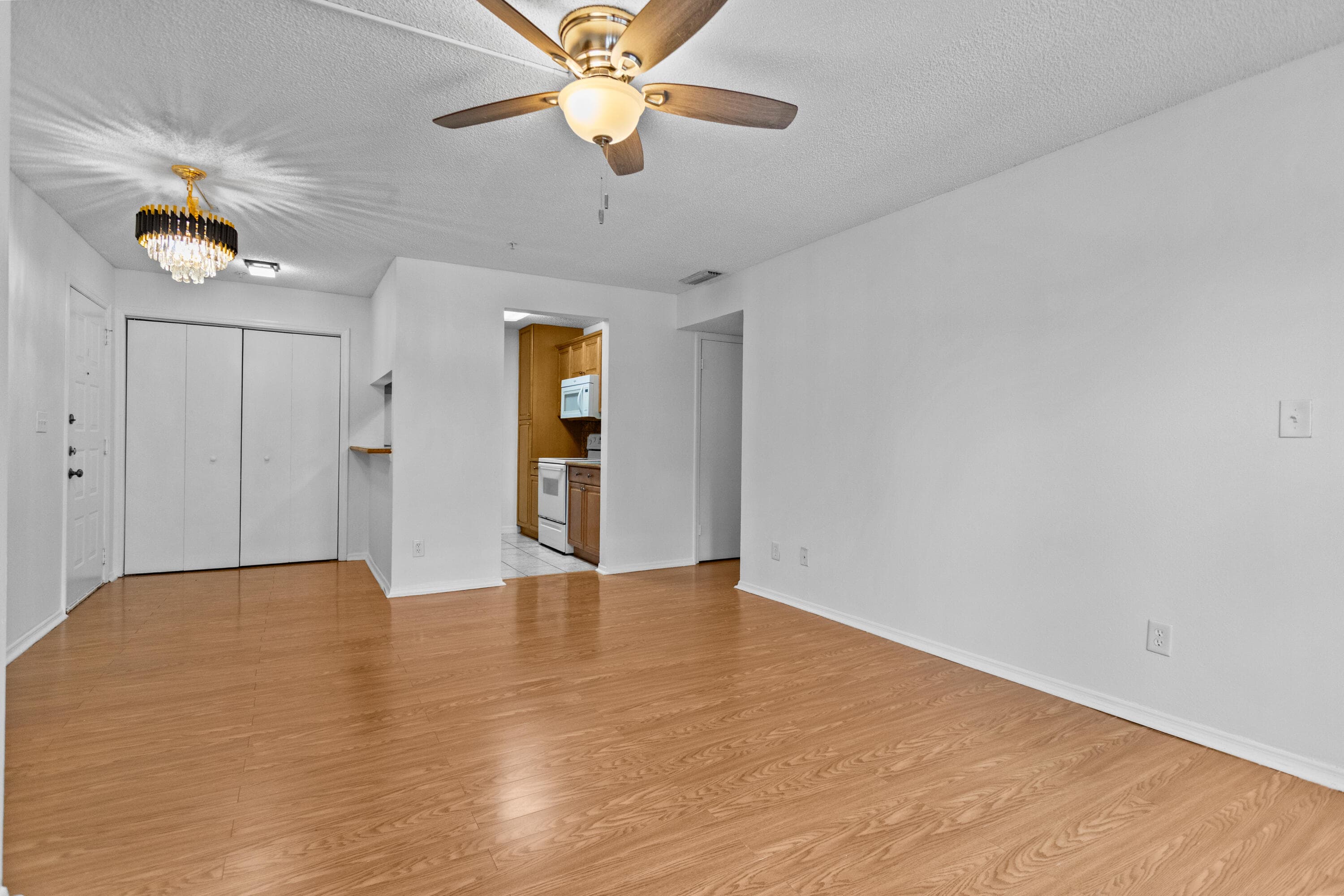 2317 N Congress Avenue 24, Boynton Beach, FL 33426 — photo 4 of 36