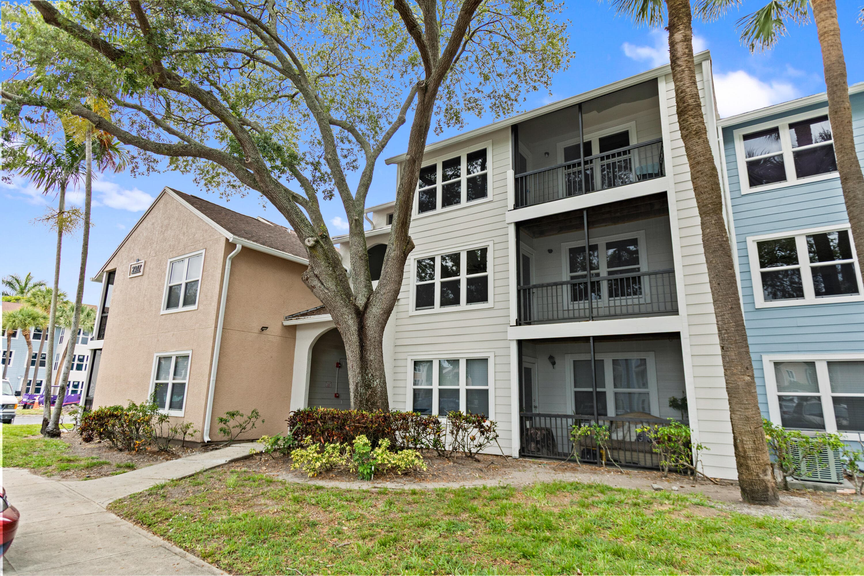 2317 N Congress Avenue 24, Boynton Beach, FL 33426 — photo 1 of 36