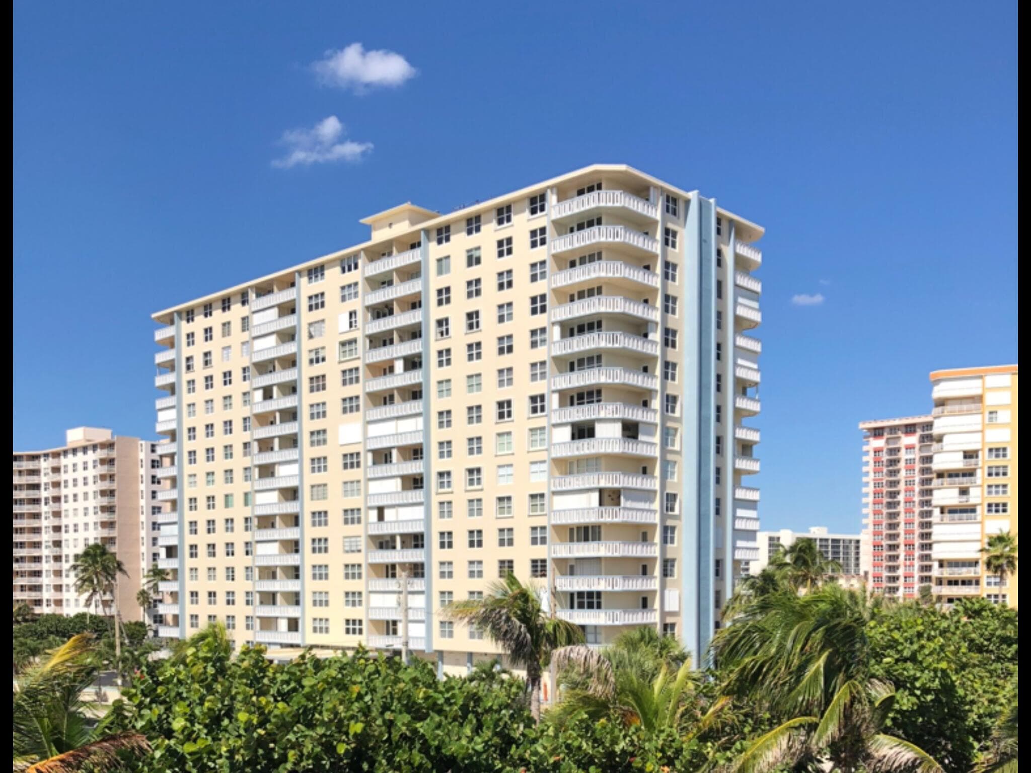305 N Pompano Beach Boulevard 205, Pompano Beach, FL 33062 — photo 1 of 21