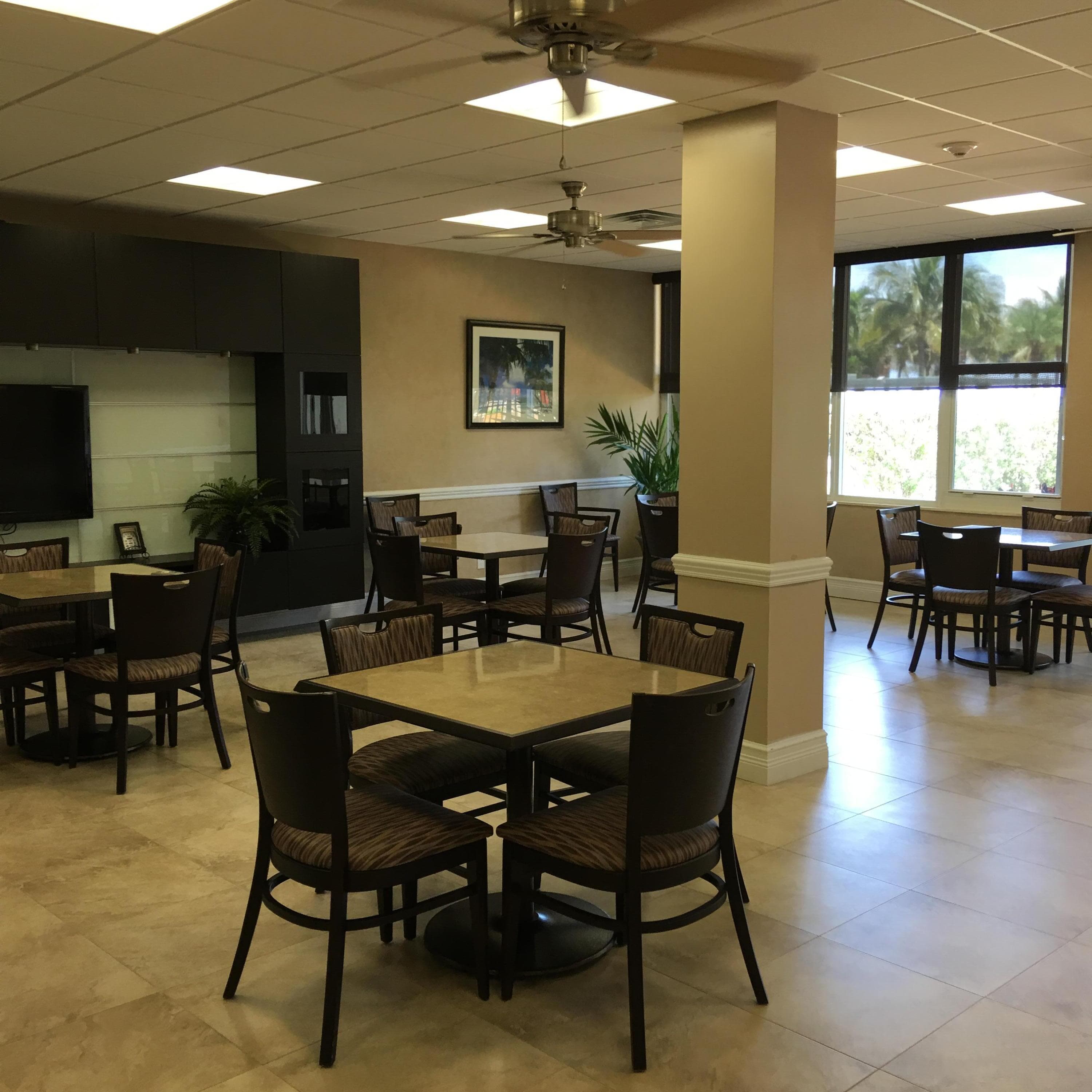 305 N Pompano Beach Boulevard 205, Pompano Beach, FL 33062 — photo 6 of 21