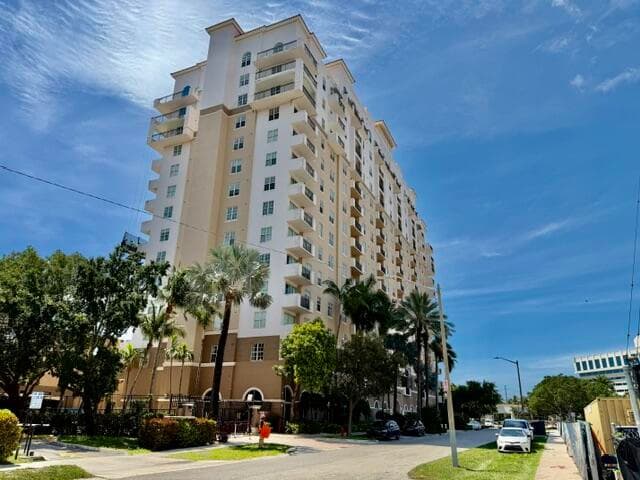 616 Clearwater Park Road 713, West Palm Beach, FL 33401 — photo