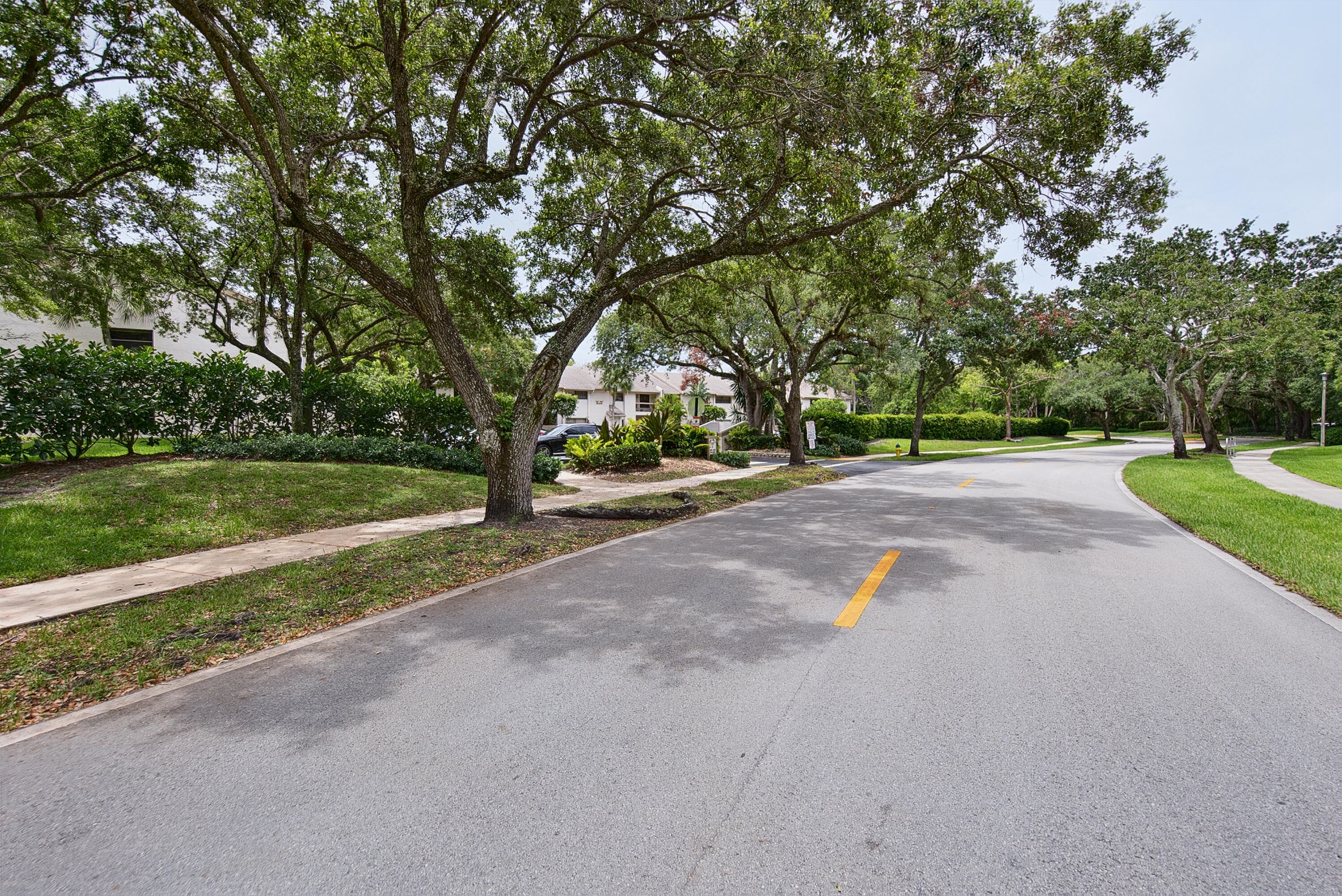 4413 NW 22nd Road 404, Coconut Creek, FL 33066 — photo 37 of 39
