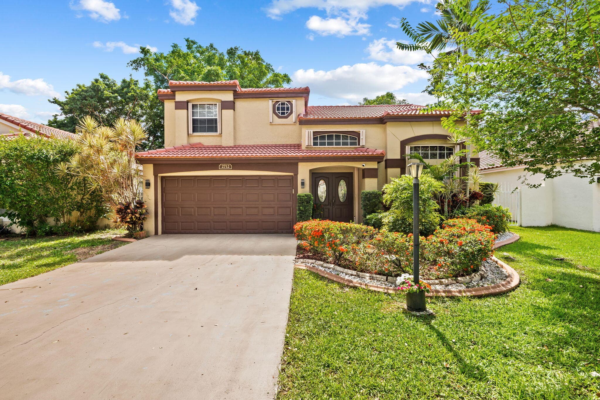 2712 Cayenne Avenue, Cooper City, FL 33026 — photo 2 of 32