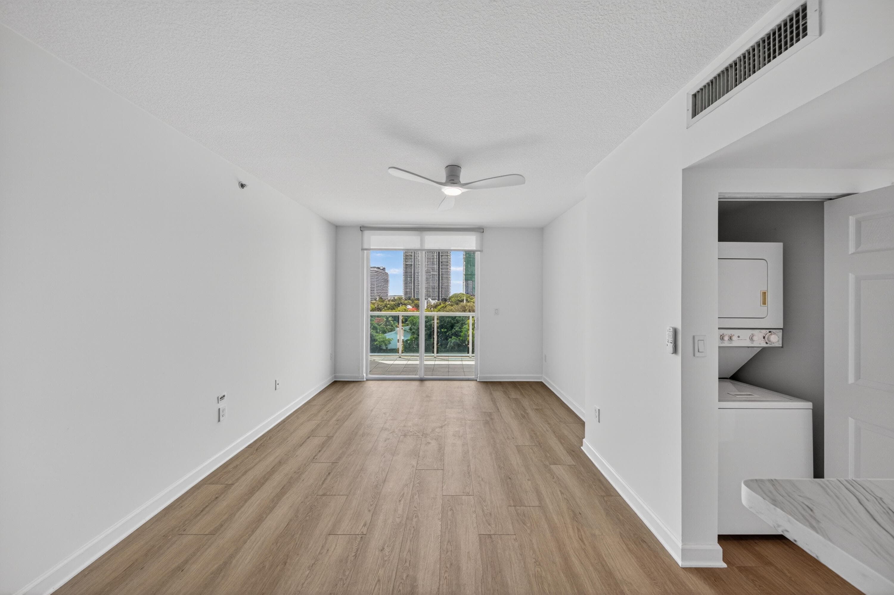1723 SW 2nd Avenue 909, Miami, FL 33129 — photo 18 of 53