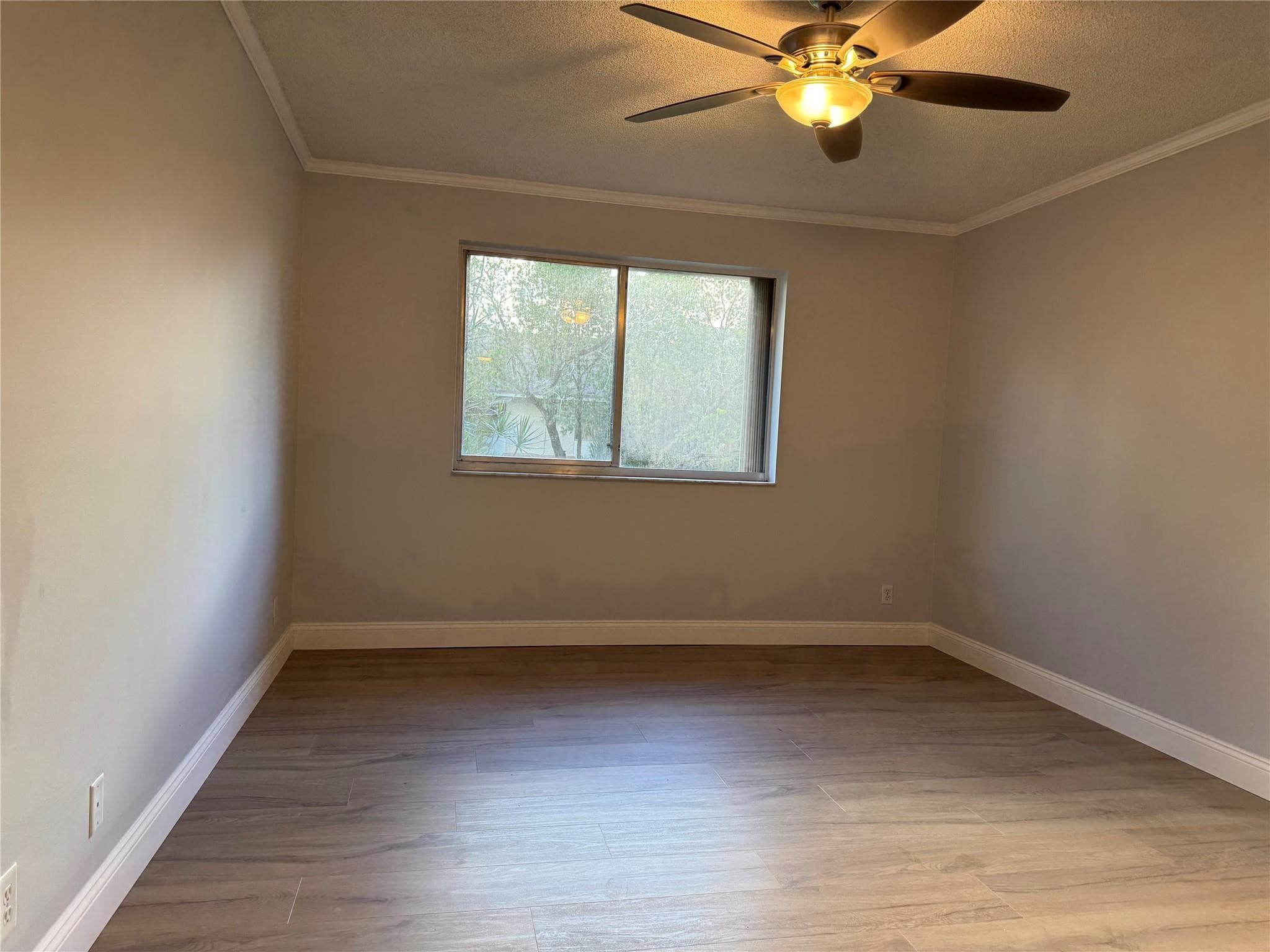 606 Gardens Drive, Pompano Beach, FL 33069 — photo 10 of 26