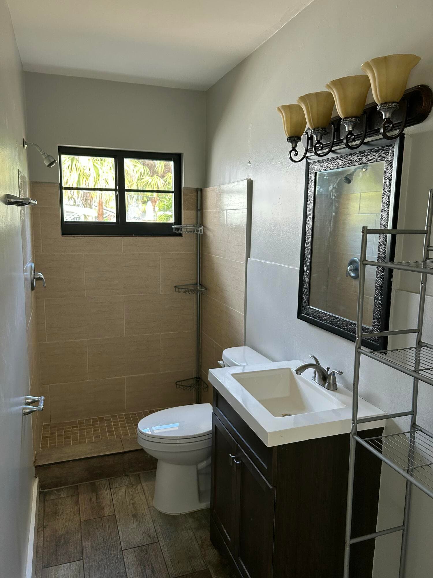 214 S Palmway, Lake Worth Beach, FL 33460 — photo 9 of 10