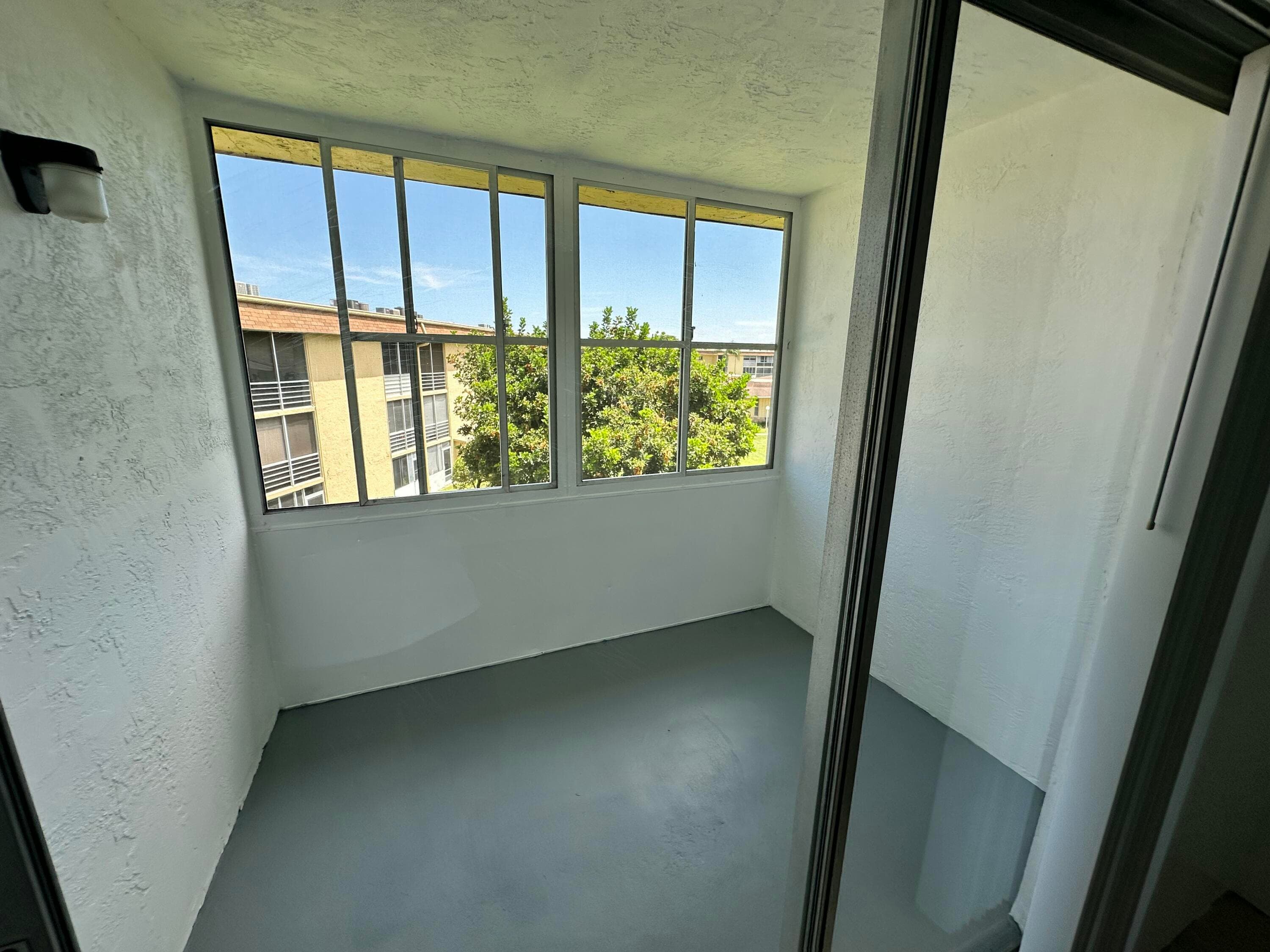555 Purdy Lane 306, Palm Springs, FL 33461 — photo 16 of 22