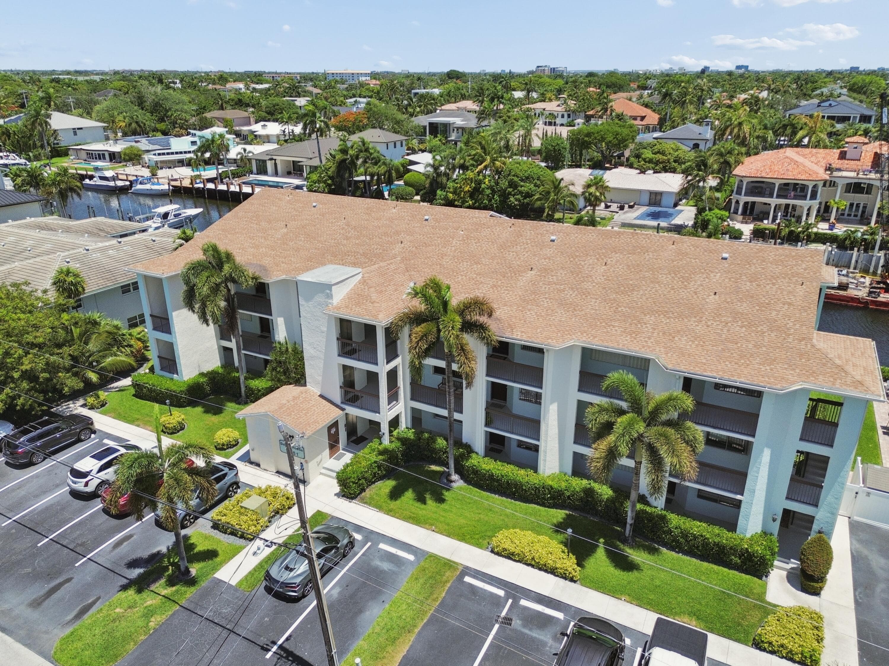 2751 NE 15th Street 103, Fort Lauderdale, FL 33304 — photo 2 of 17