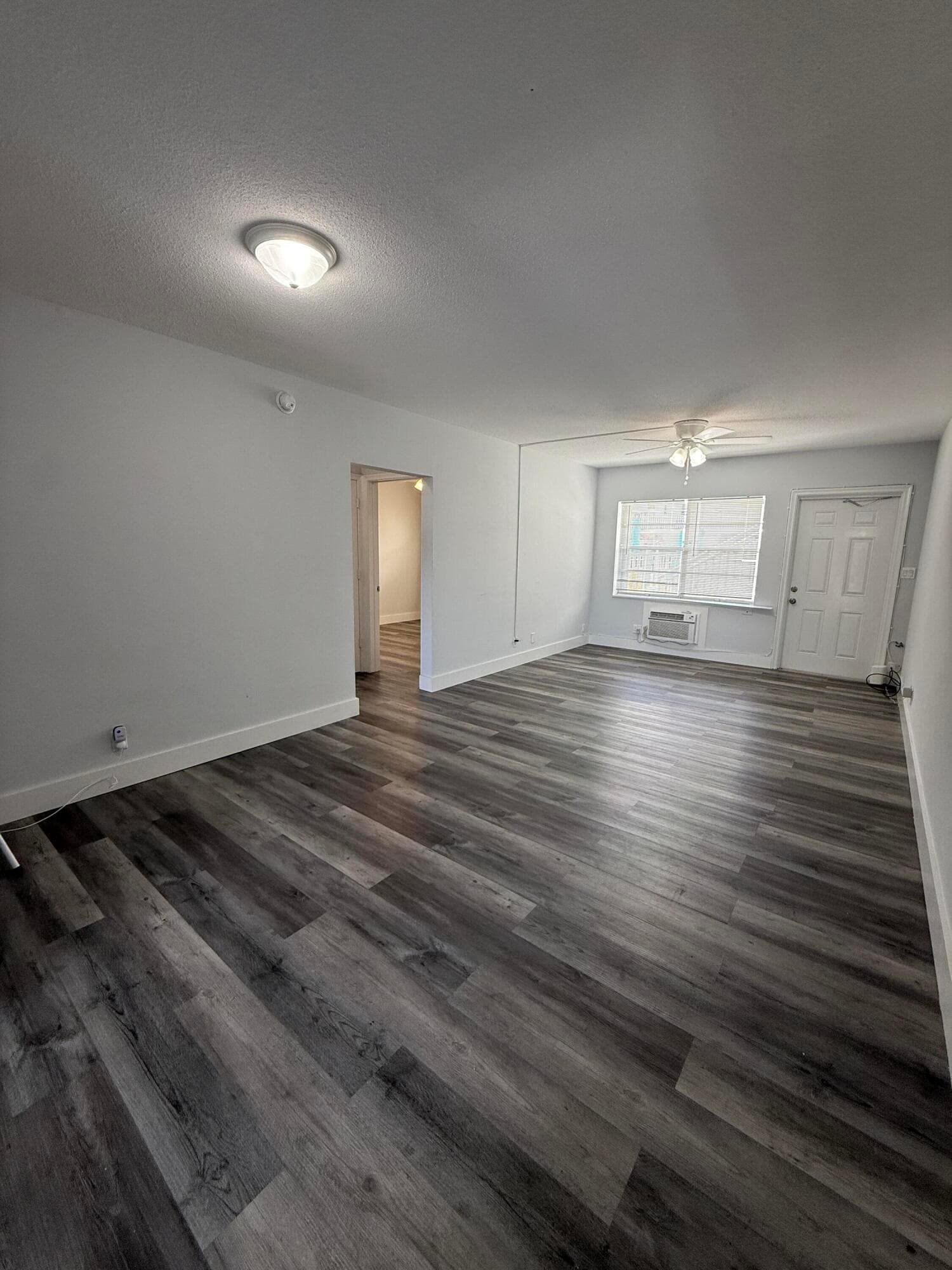 Condominium in Lighthouse Point — photo 4 of 20