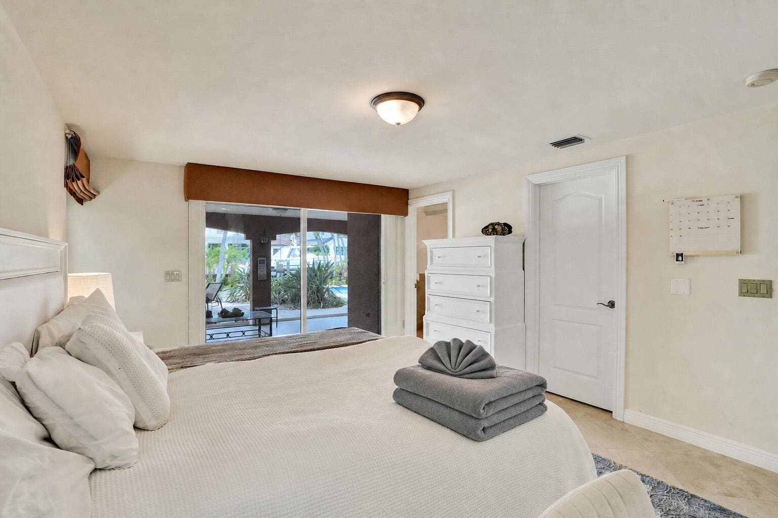 449 Isle Of Palms Drive, Fort Lauderdale, FL 33301 — photo 17 of 42