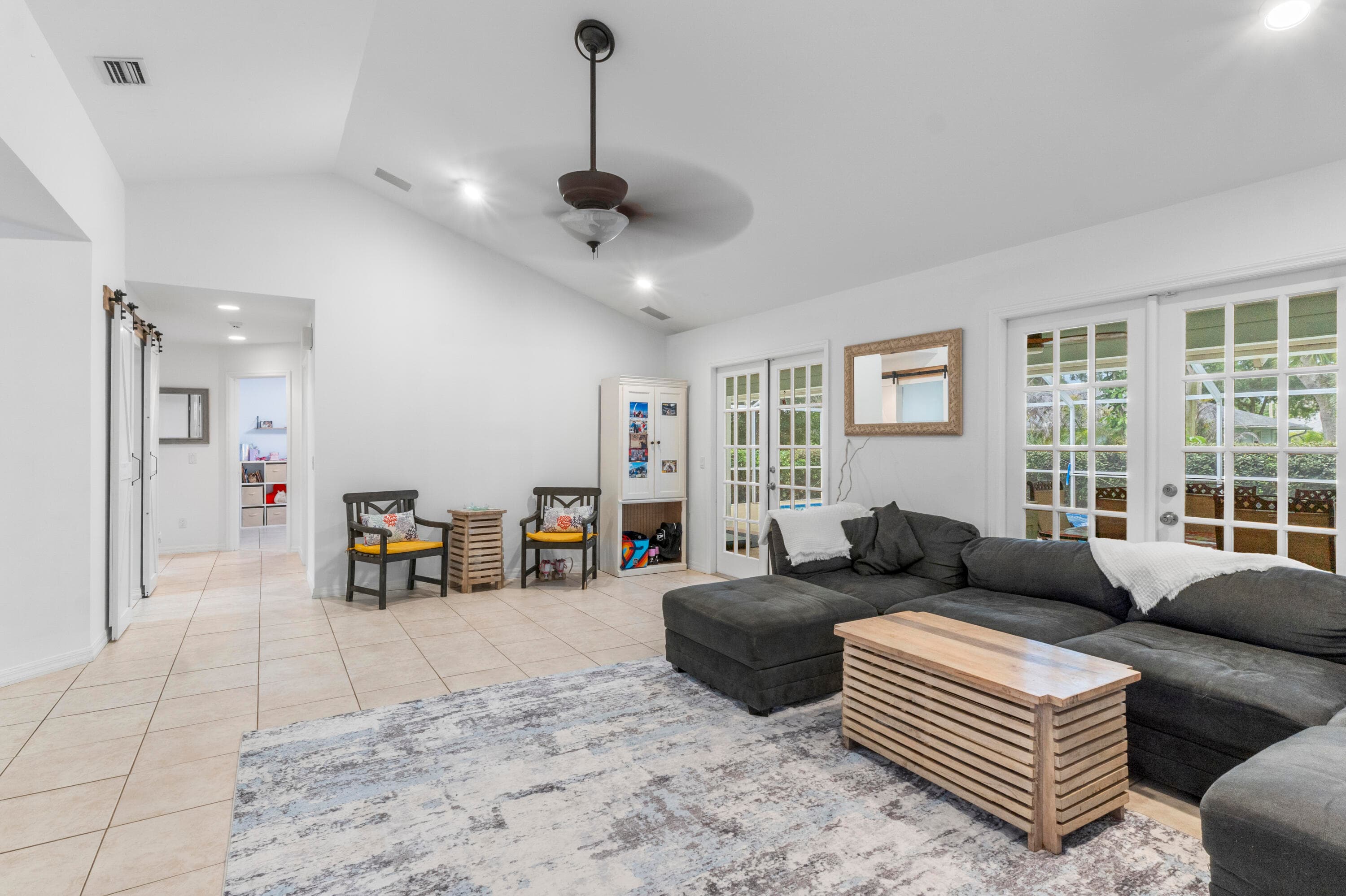 129 38th Court, Vero Beach, FL 32968 — photo 12 of 34