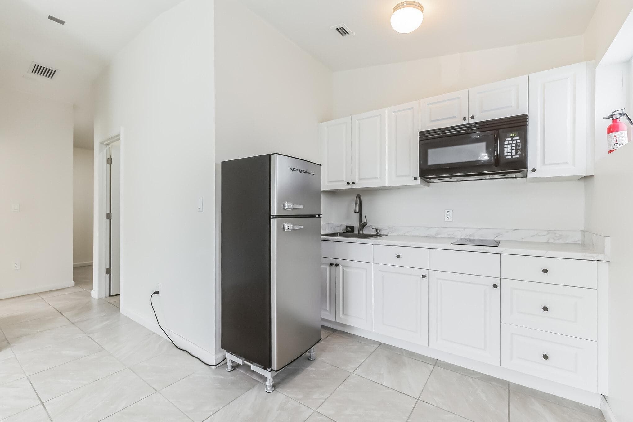 13961 SW 156th Terrace, Miami, FL 33177 — photo 5 of 12