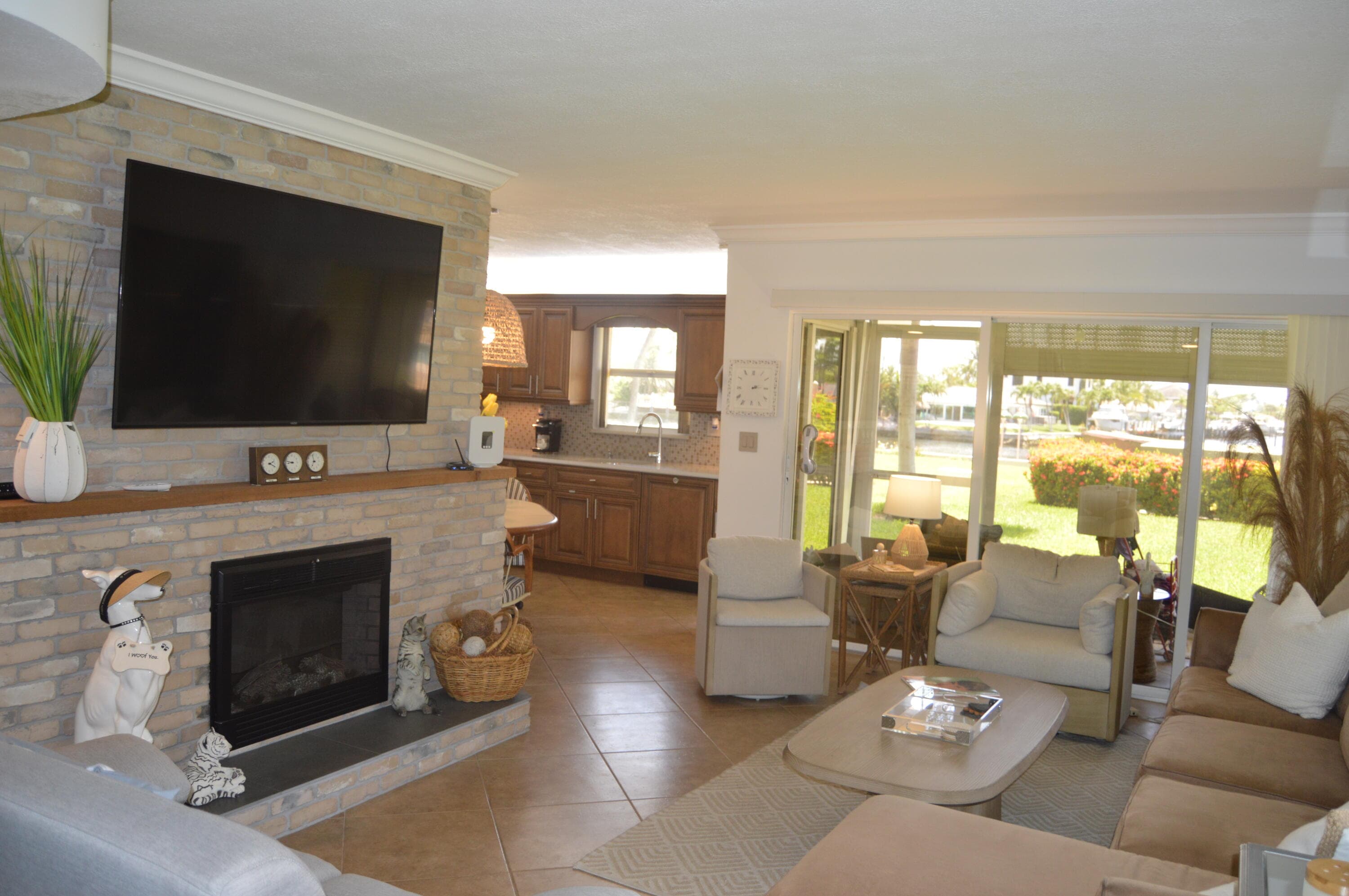 745 SE 19th Avenue 114, Deerfield Beach, FL 33441 — photo 10 of 41