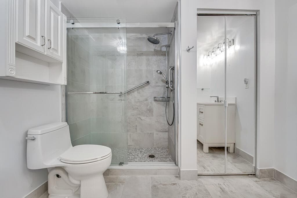 2105 Lavers Circle 306, Delray Beach, FL 33444 — photo 22 of 32
