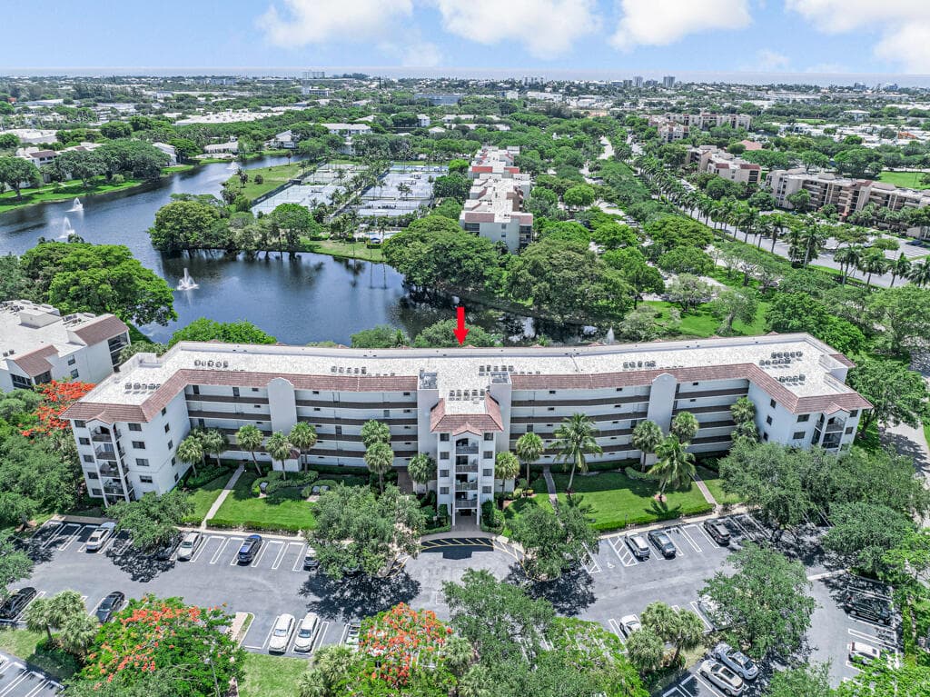2105 Lavers Circle 306, Delray Beach, FL 33444 — photo 29 of 32