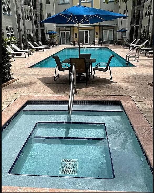 533 NE 3rd Avenue 120, Fort Lauderdale, FL 33301 — photo 27 of 39