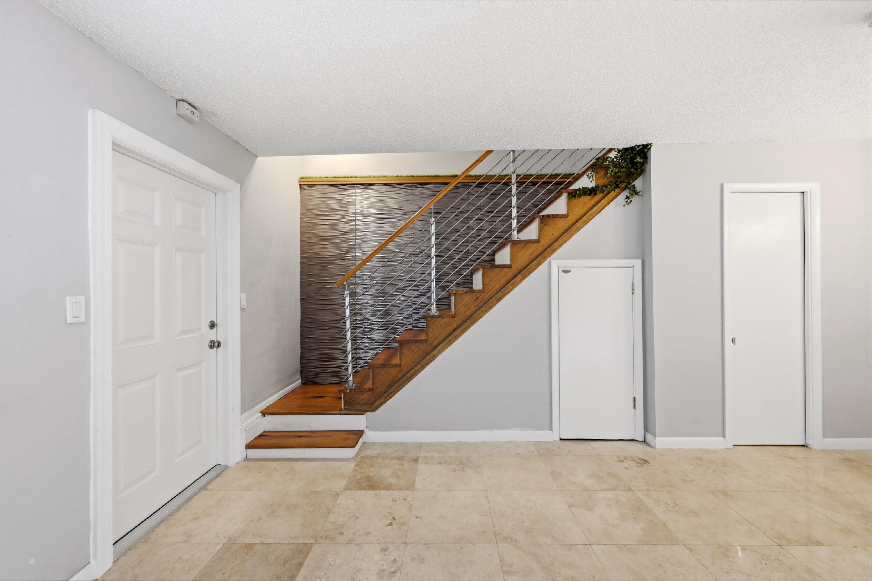 905 NE 28th Street 206, Wilton Manors, FL 33334 — photo 10 of 61