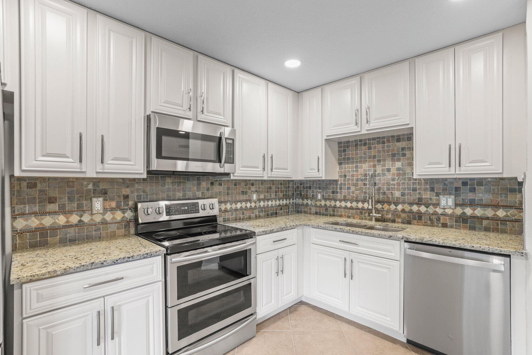 1000 Arezzo Circle, Boynton Beach, FL 33436 — photo 10 of 48