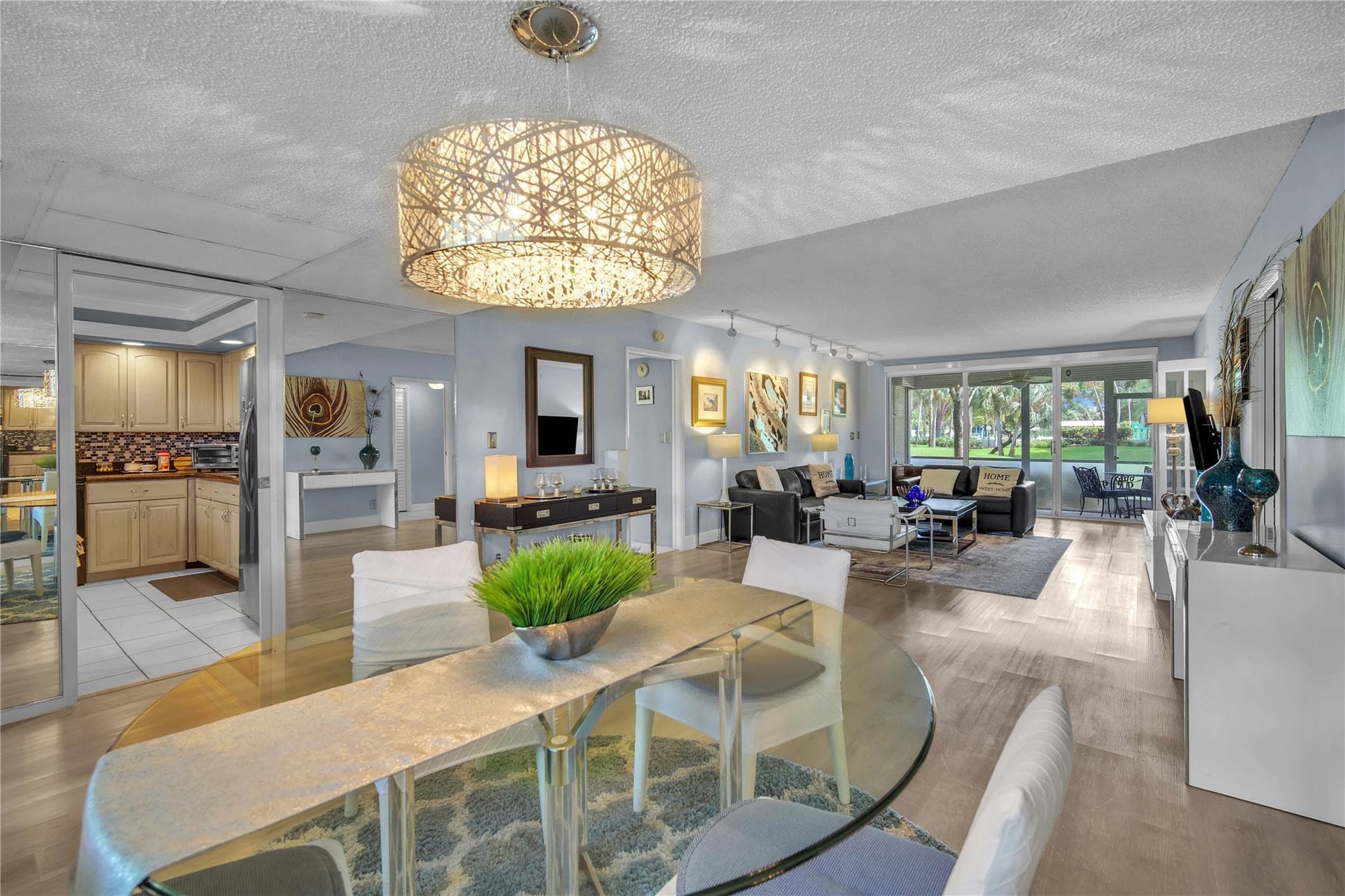 400 Oaks Lane 115, Pompano Beach, FL 33069 — photo 1 of 32