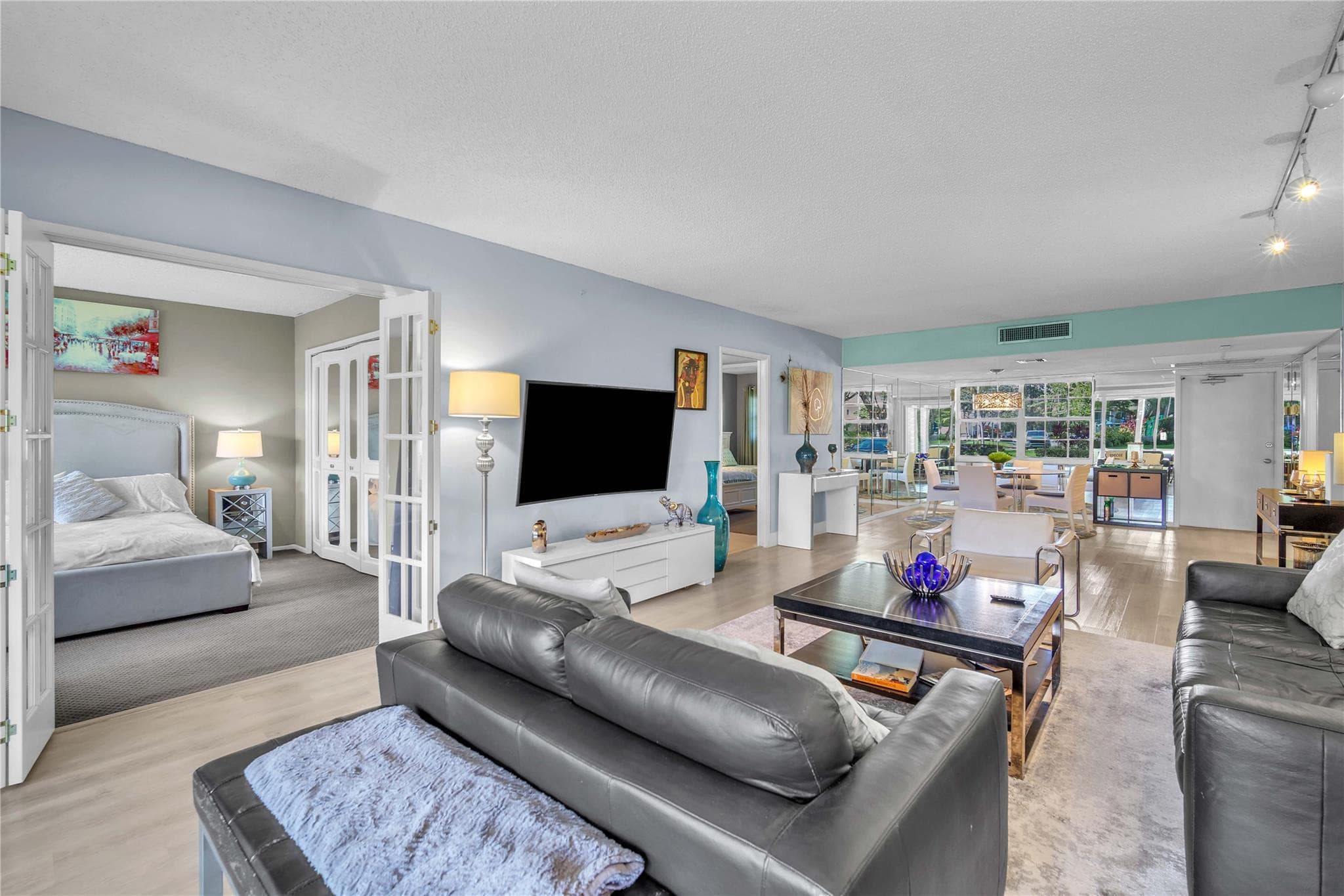 400 Oaks Lane 115, Pompano Beach, FL 33069 — photo 10 of 32