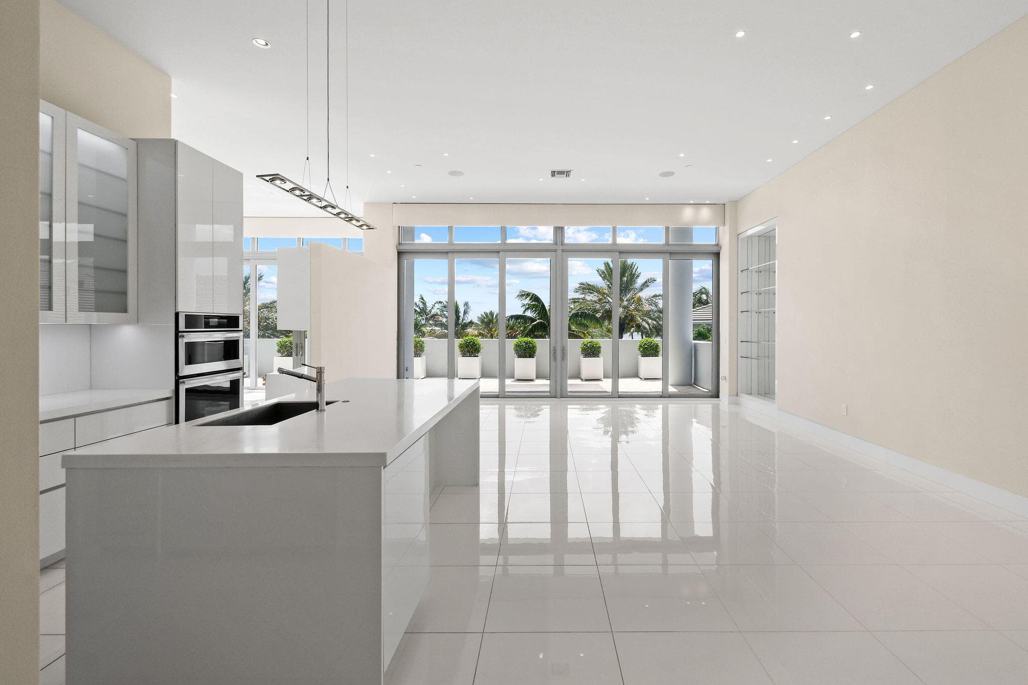 2 Water Club Way 301, North Palm Beach, FL 33408 — photo