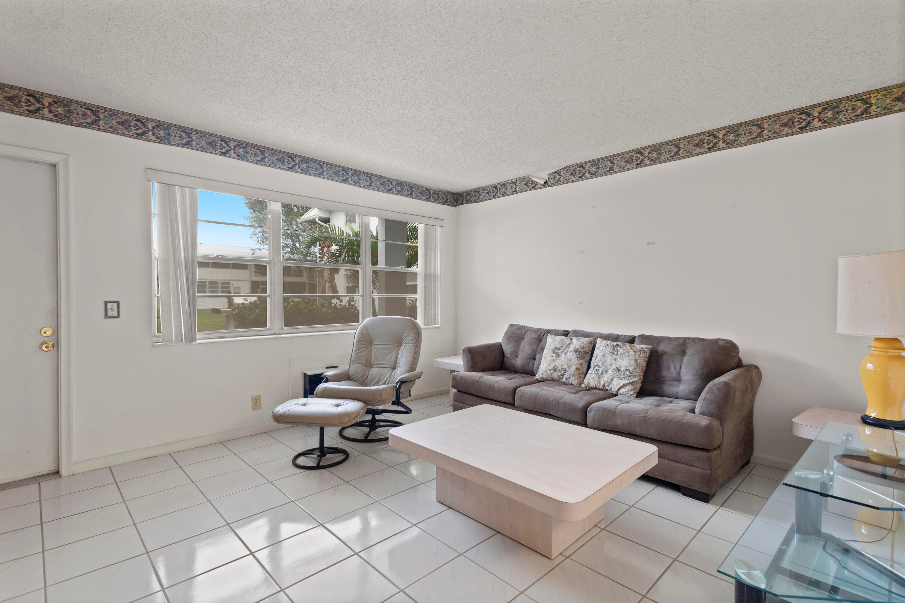 270 Farnham L 270, Deerfield Beach, FL 33442 — photo 4 of 19