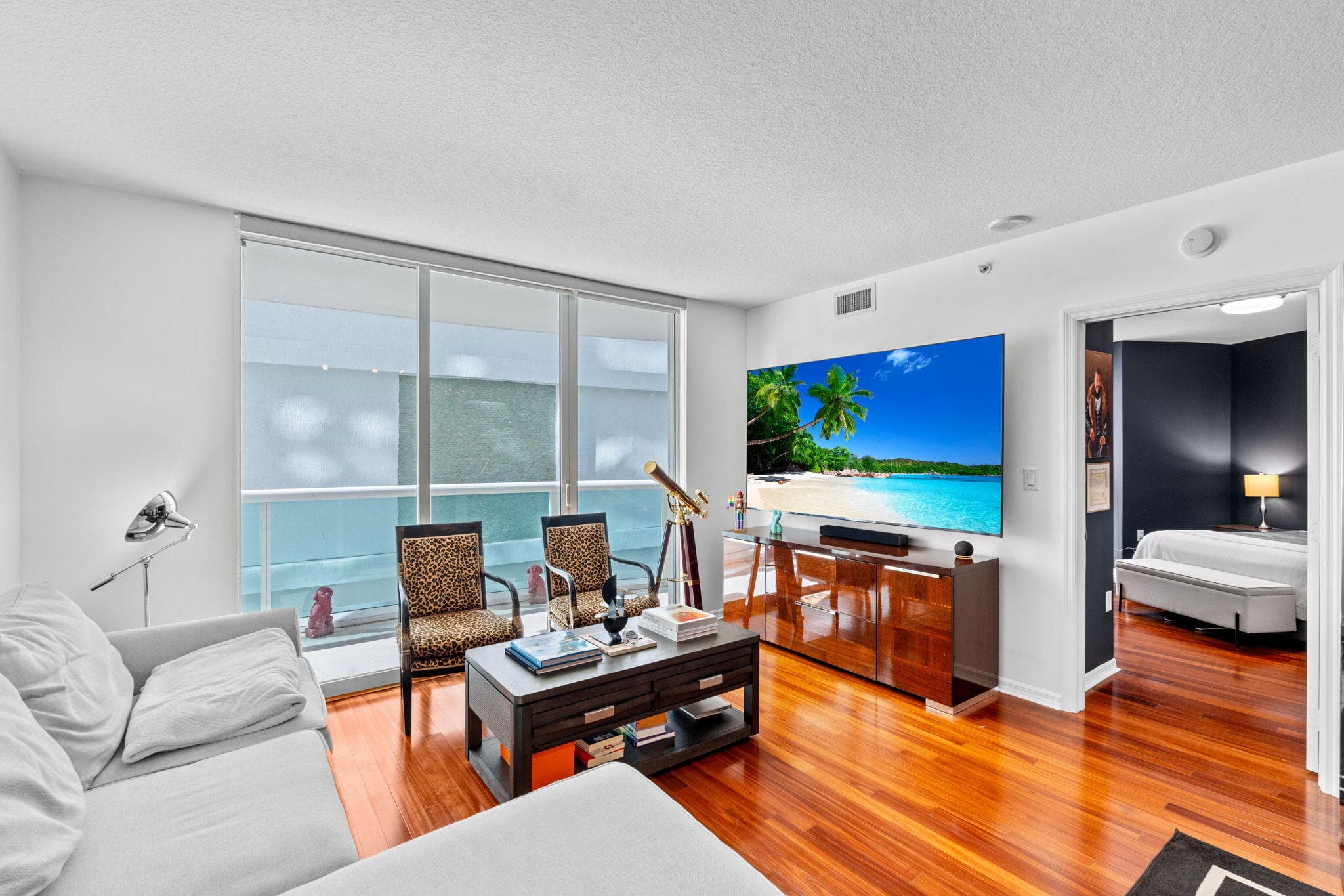 347 N New River Dr Drive E 606, Fort Lauderdale, FL 33301 — photo 10 of 36