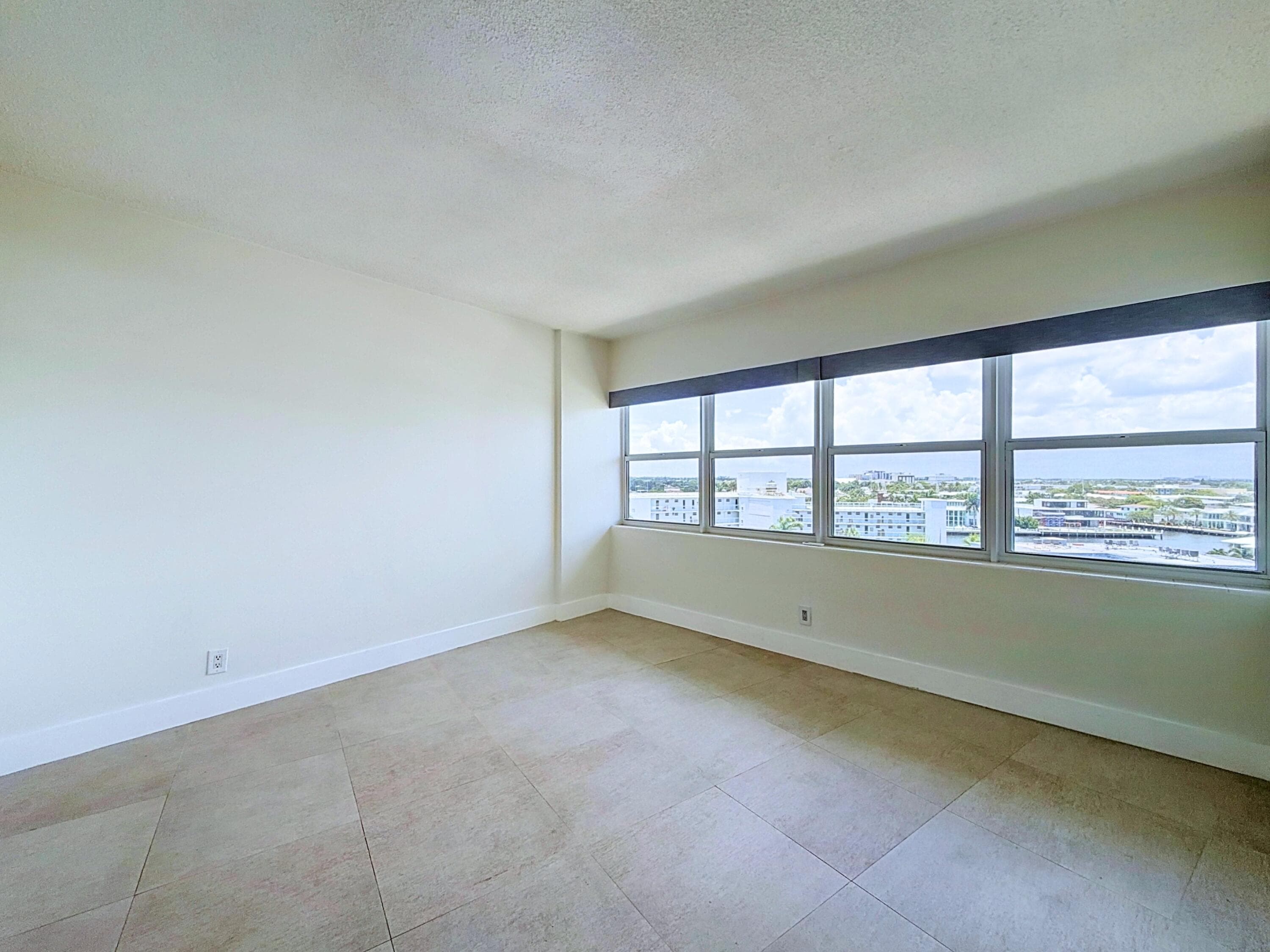 3250 NE 28th Street 809, Fort Lauderdale, FL 33308 — photo 8 of 20