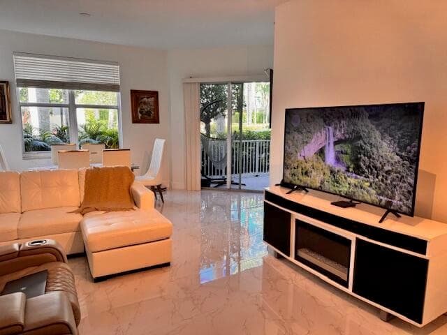 804 E Windward Way 103, Lantana, FL 33462 — photo 2 of 33