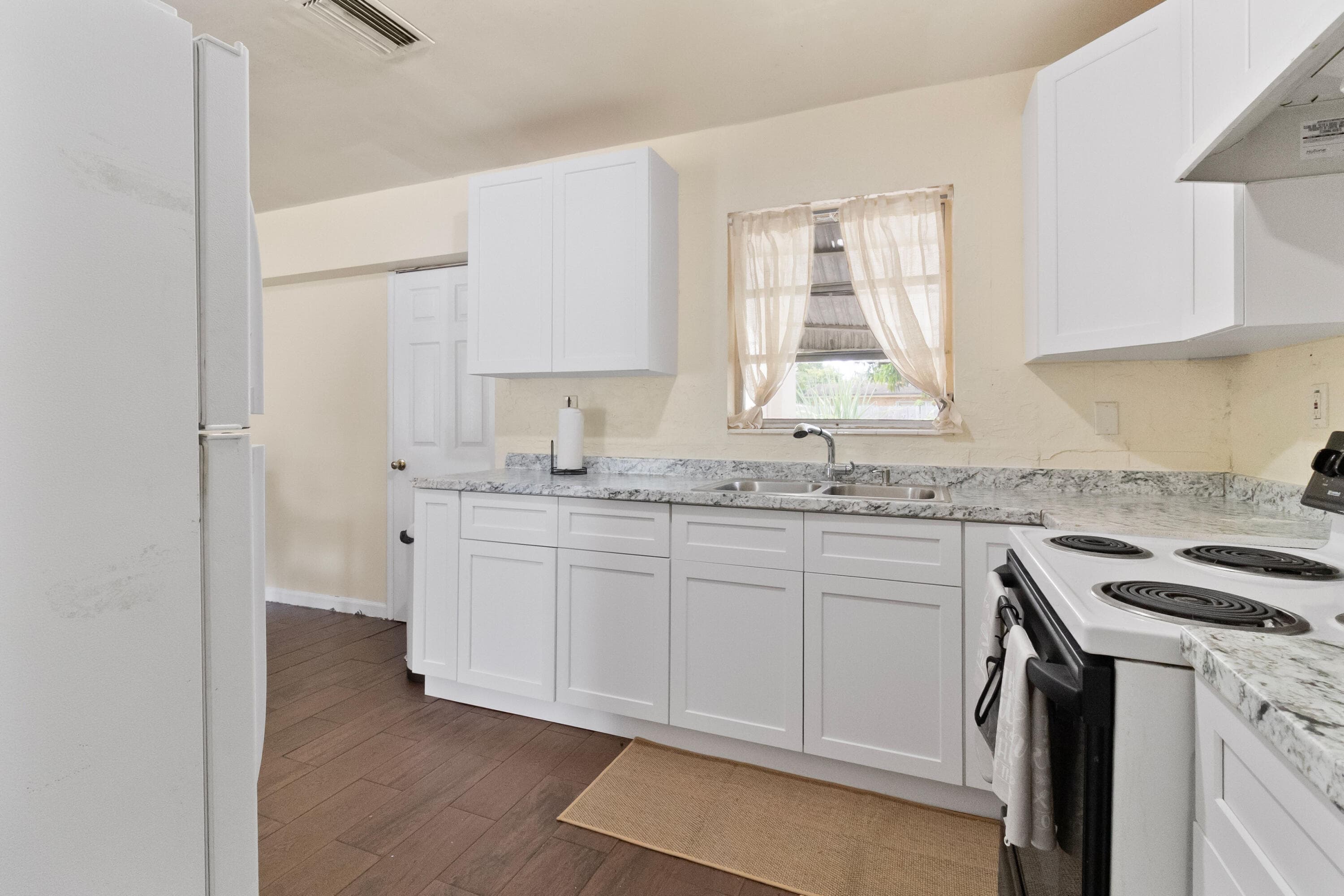 3431 NW 4th Street, Lauderhill, FL 33311 — photo 8 of 16
