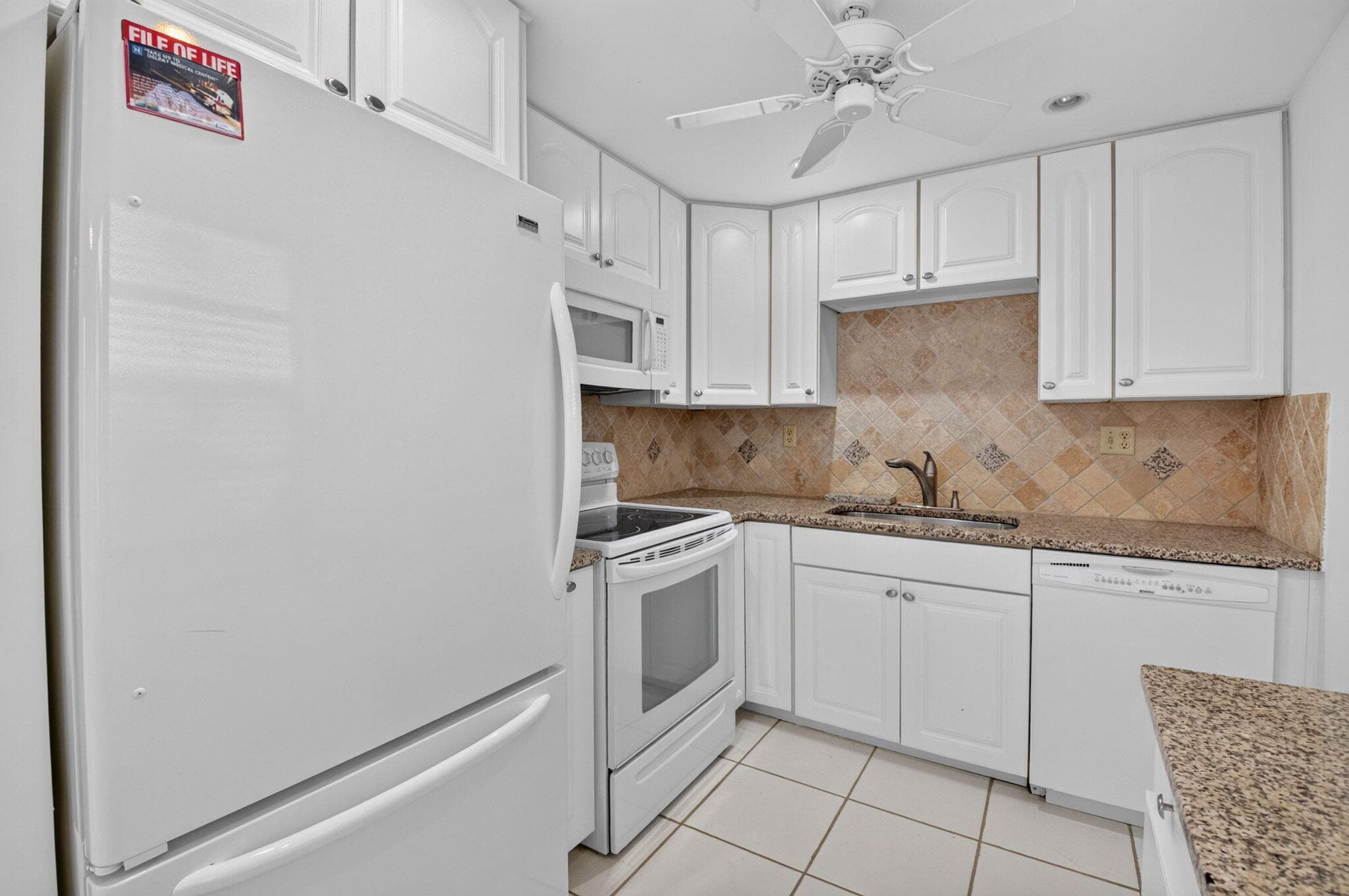 200 Normandy E 200, Delray Beach, FL 33484 — photo 6 of 53